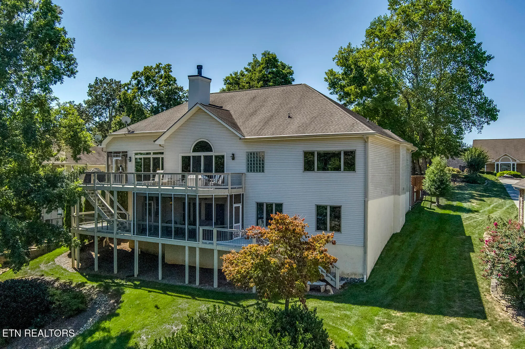 Property Slideshow image 54 of 62 | 410 catoosa ln, Loudon, TN, 37774