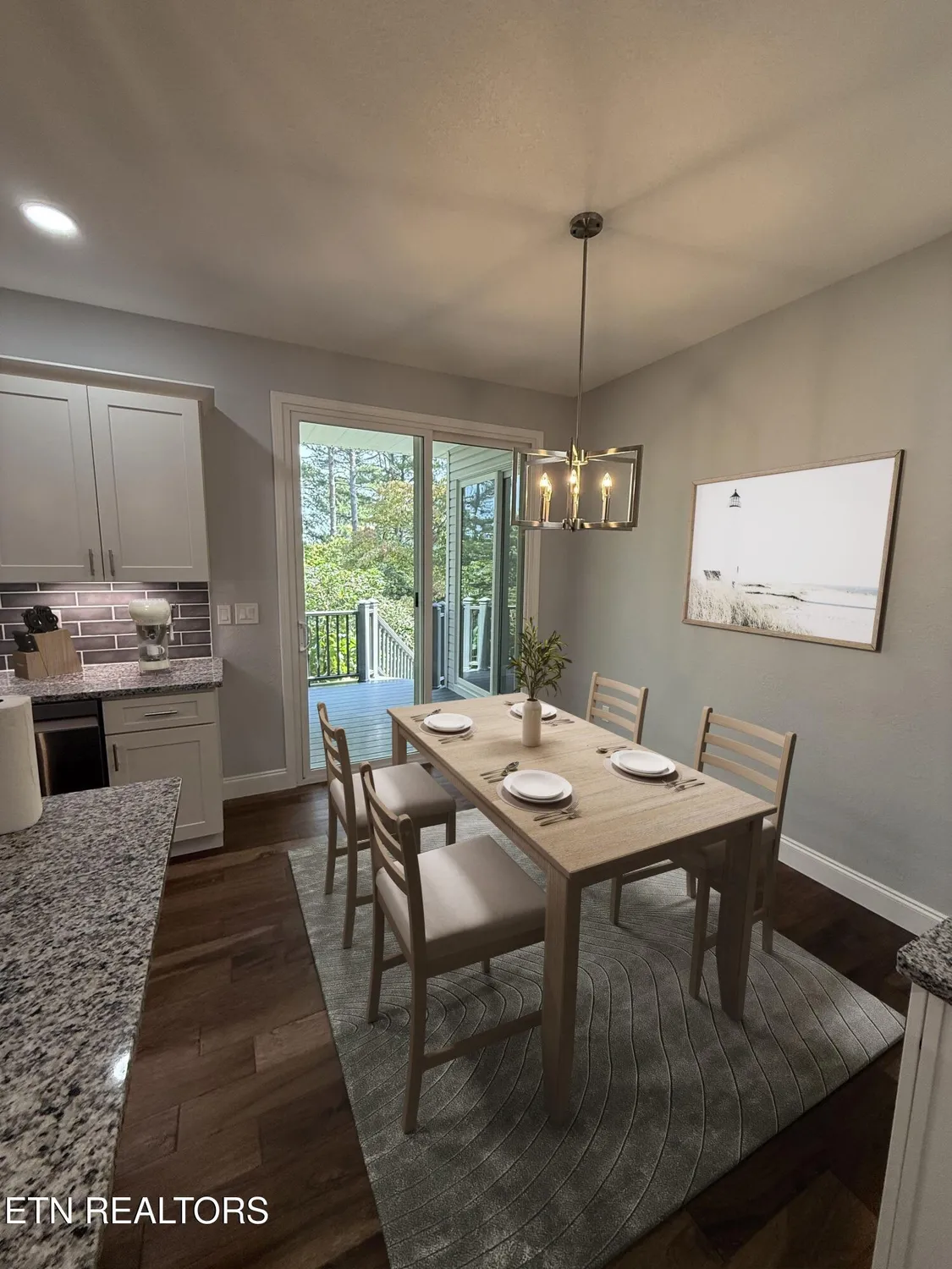 Property Slideshow image 6 of 37 | 100 quapaw cir, Loudon, TN, 37774