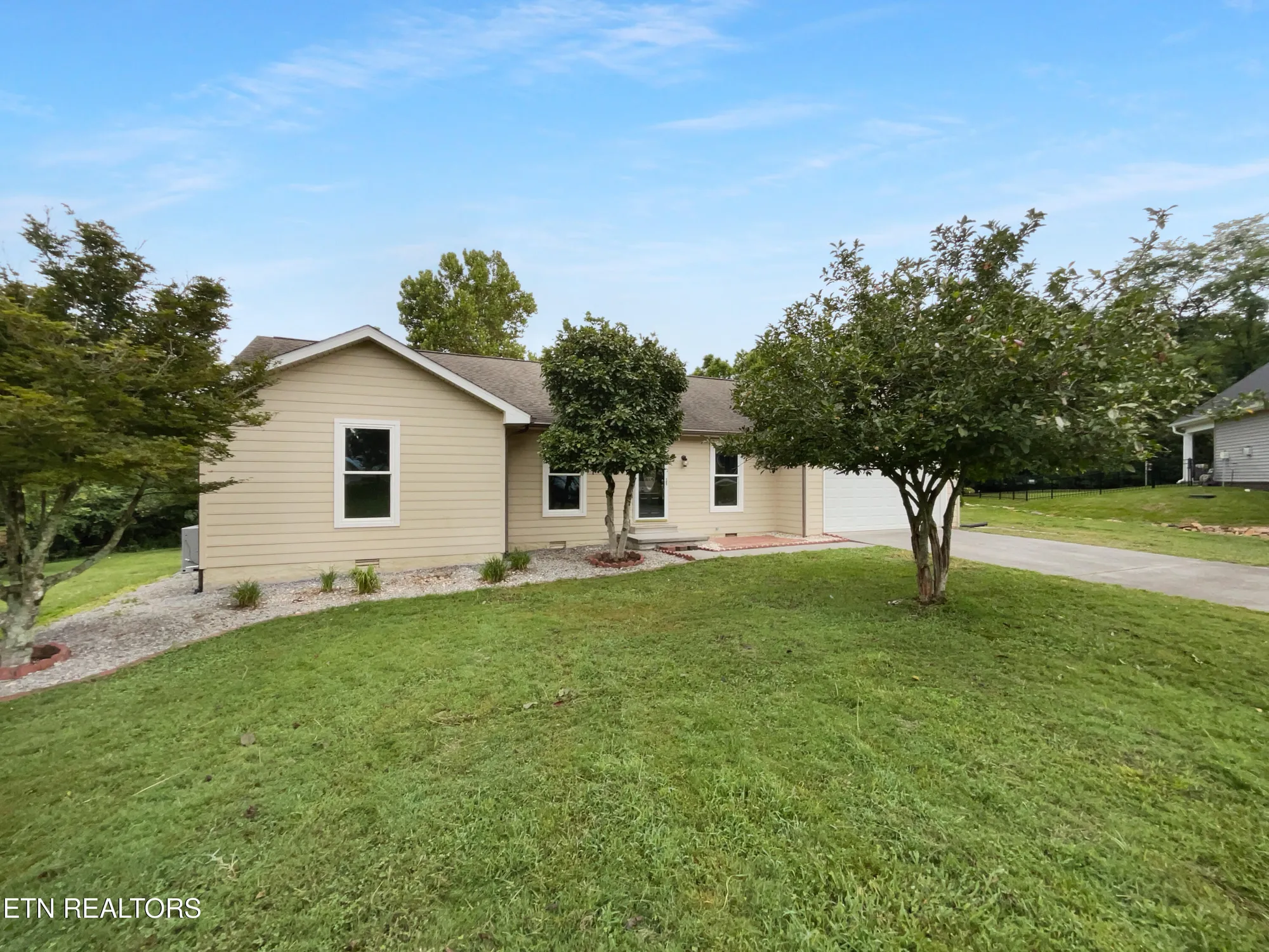 Property Slideshow image 28 of 28 | 322 chatuga ln, Loudon, TN, 37774