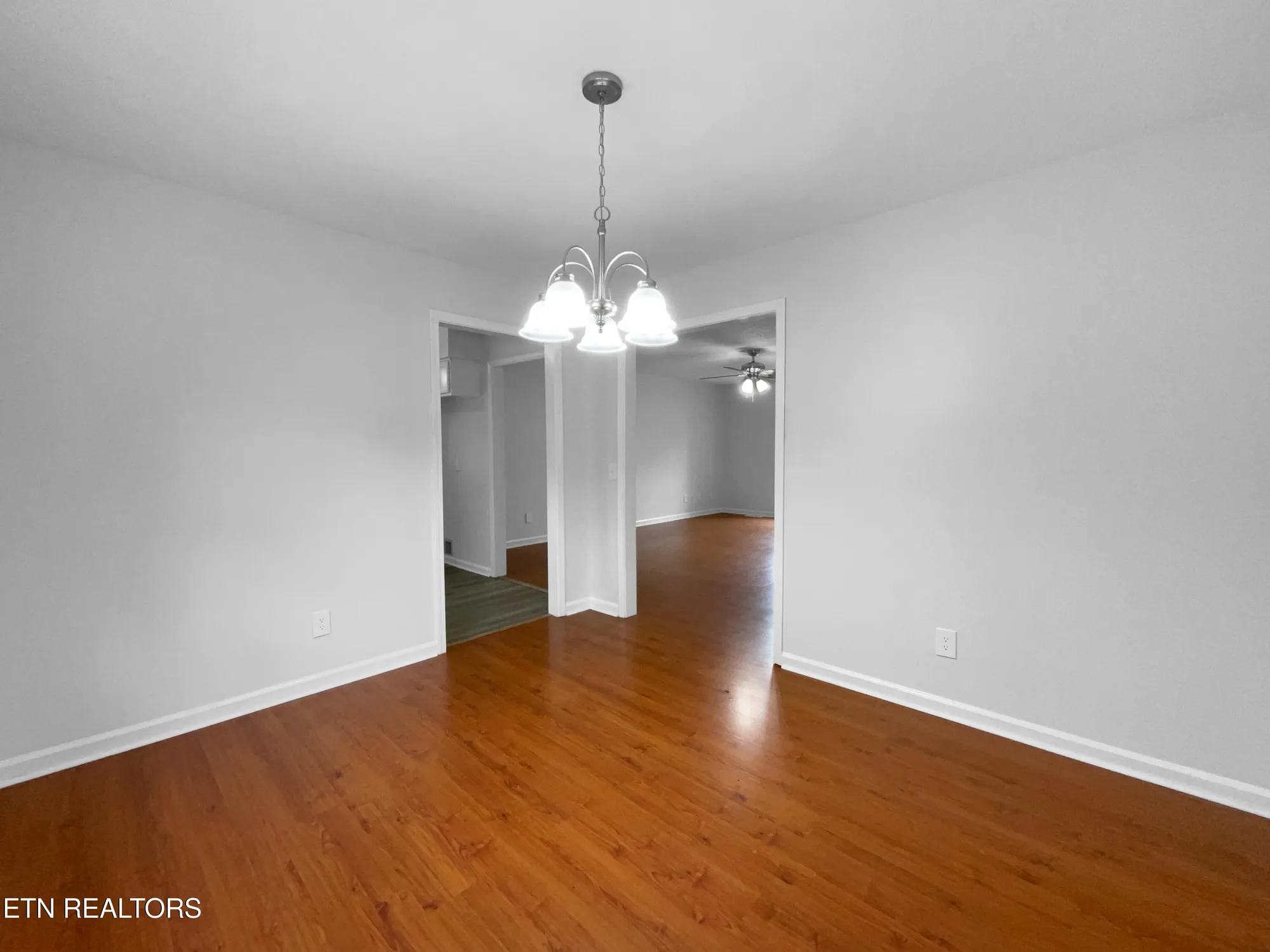 Property Slideshow image 12 of 28 | 322 chatuga ln, Loudon, TN, 37774