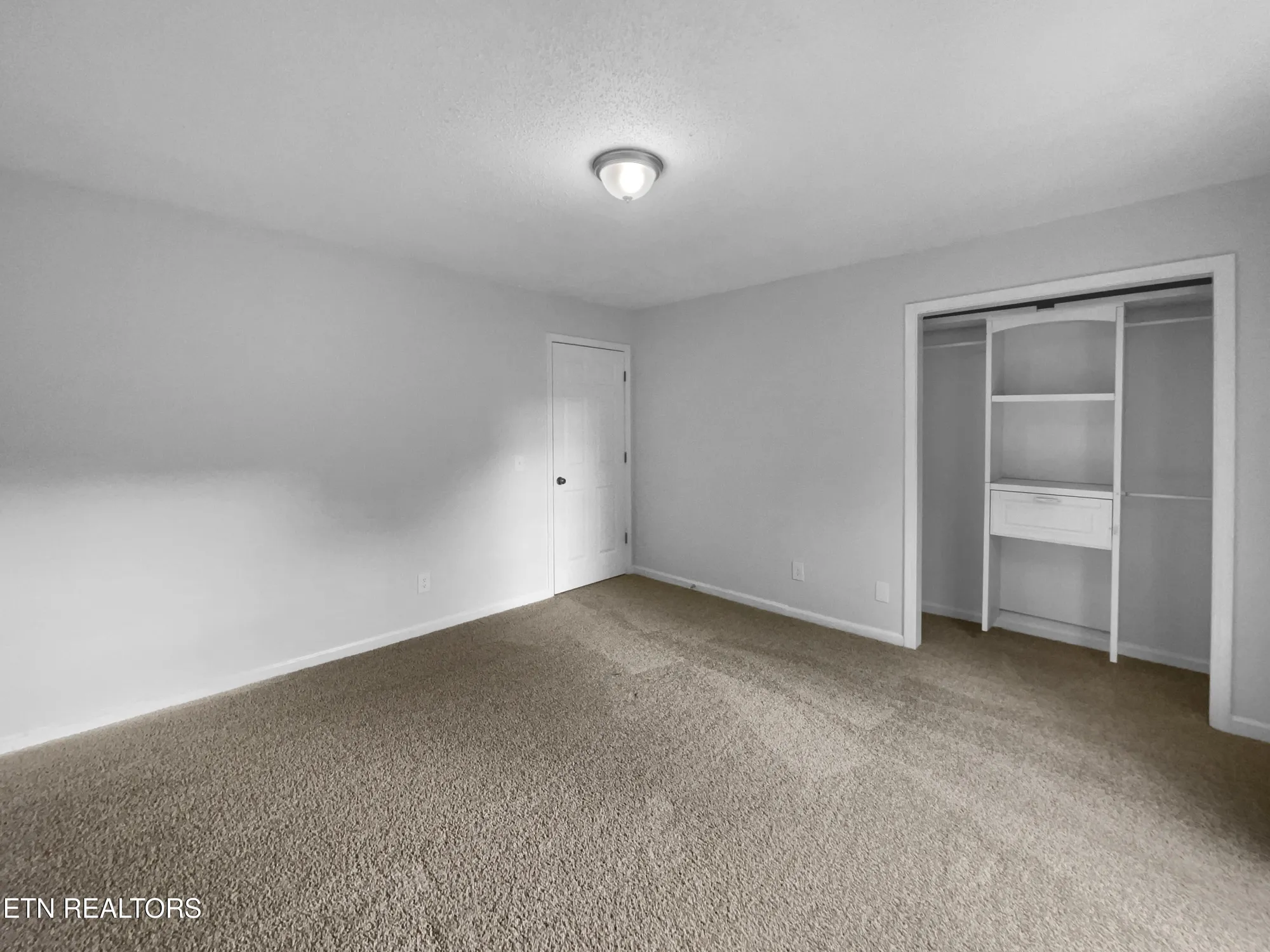 Property Slideshow image 18 of 28 | 322 chatuga ln, Loudon, TN, 37774