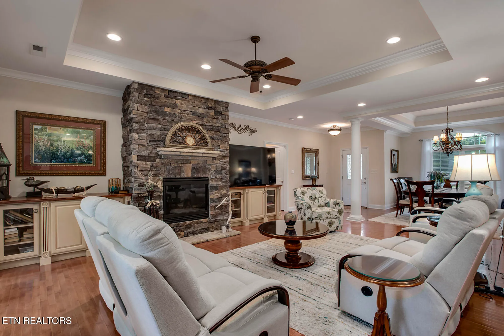 Property Slideshow image 9 of 58 | 223 oligi cir, Loudon, TN, 37774