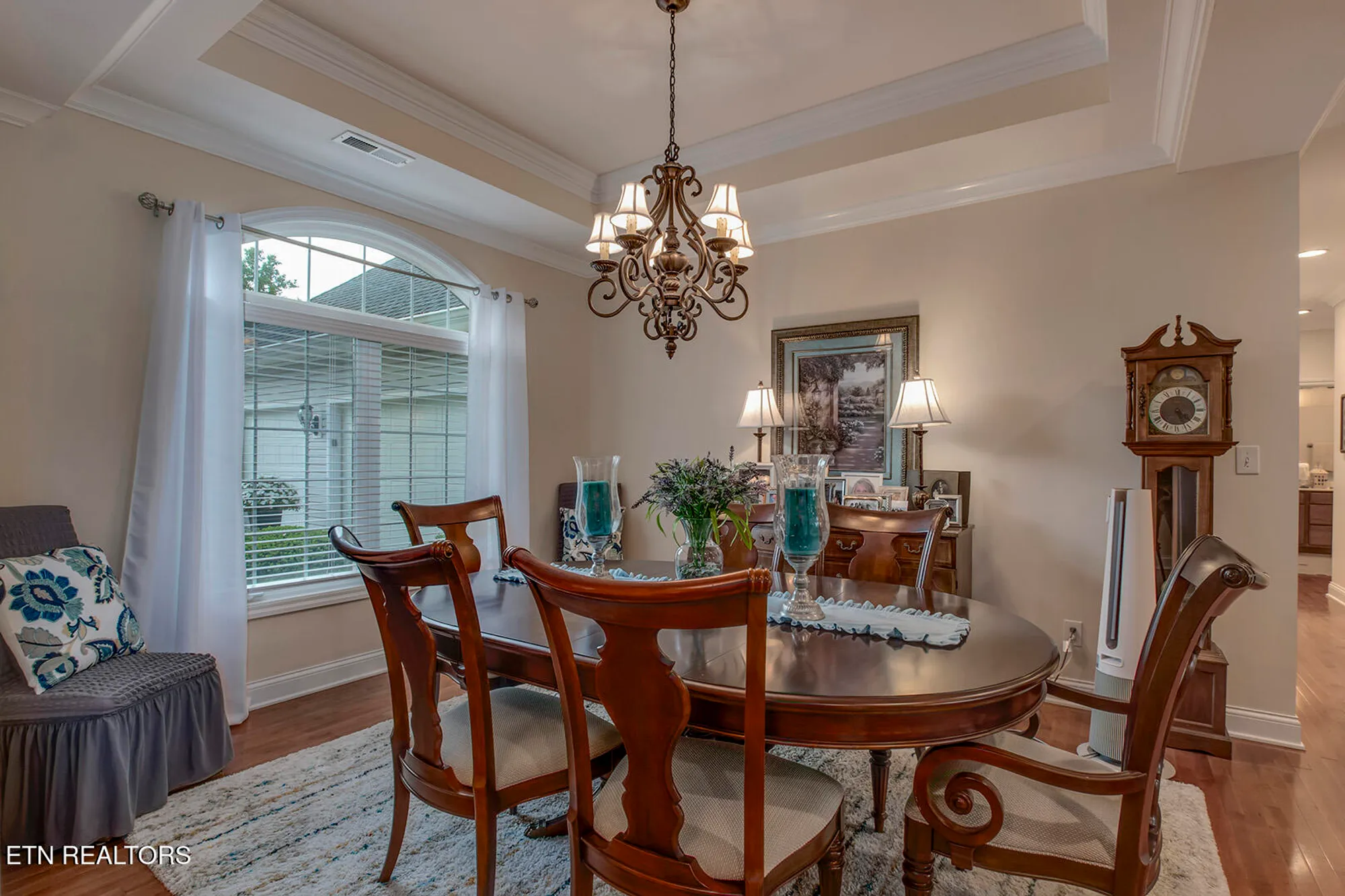 Property Slideshow image 11 of 58 | 223 oligi cir, Loudon, TN, 37774