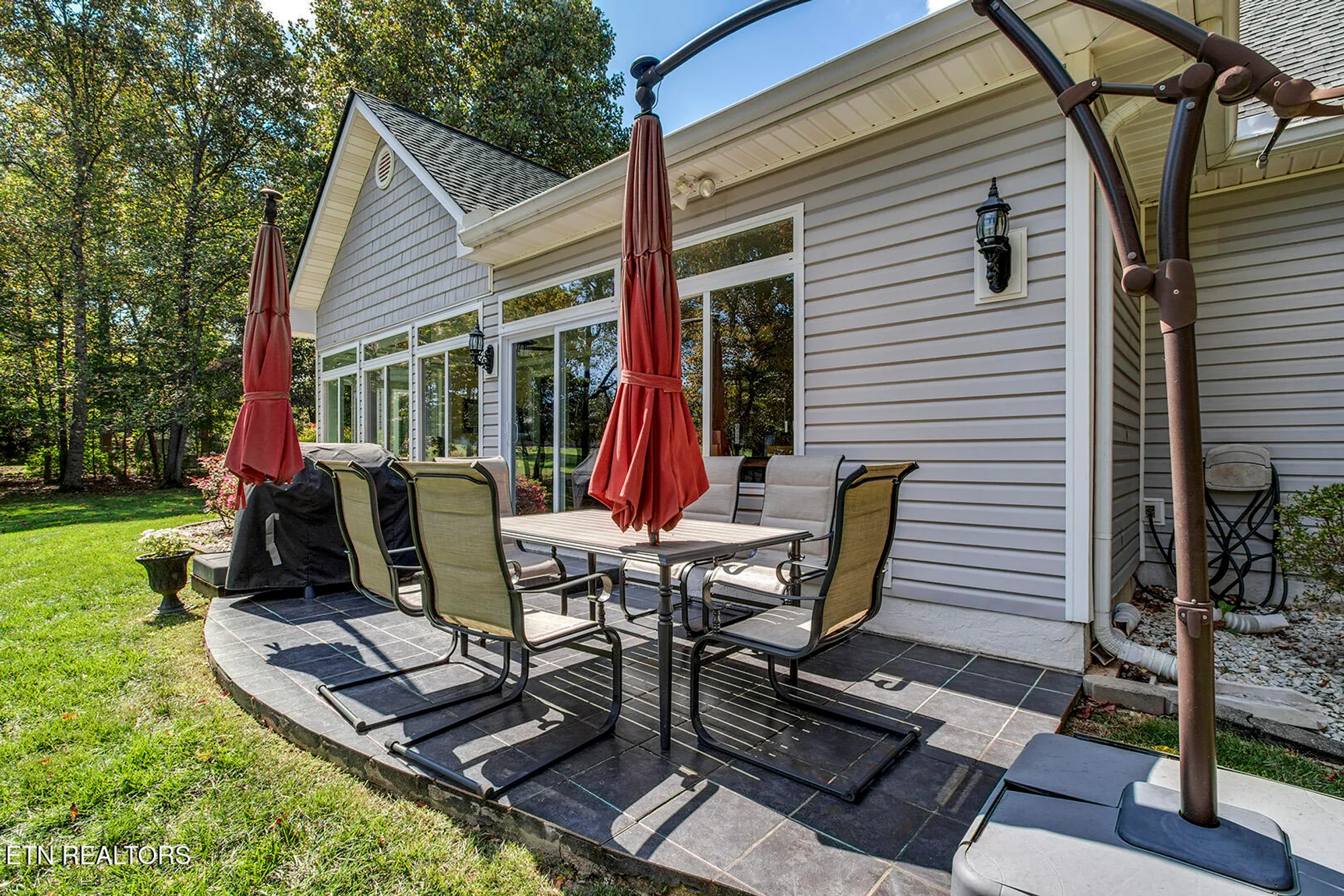 Property Slideshow image 19 of 58 | 223 oligi cir, Loudon, TN, 37774