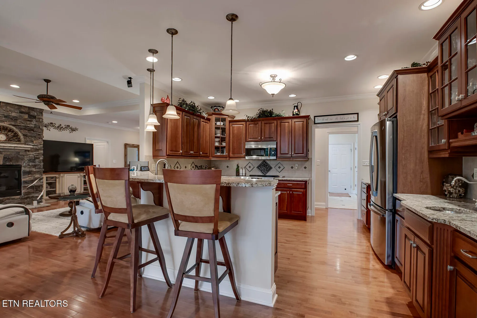 Property Slideshow image 23 of 58 | 223 oligi cir, Loudon, TN, 37774