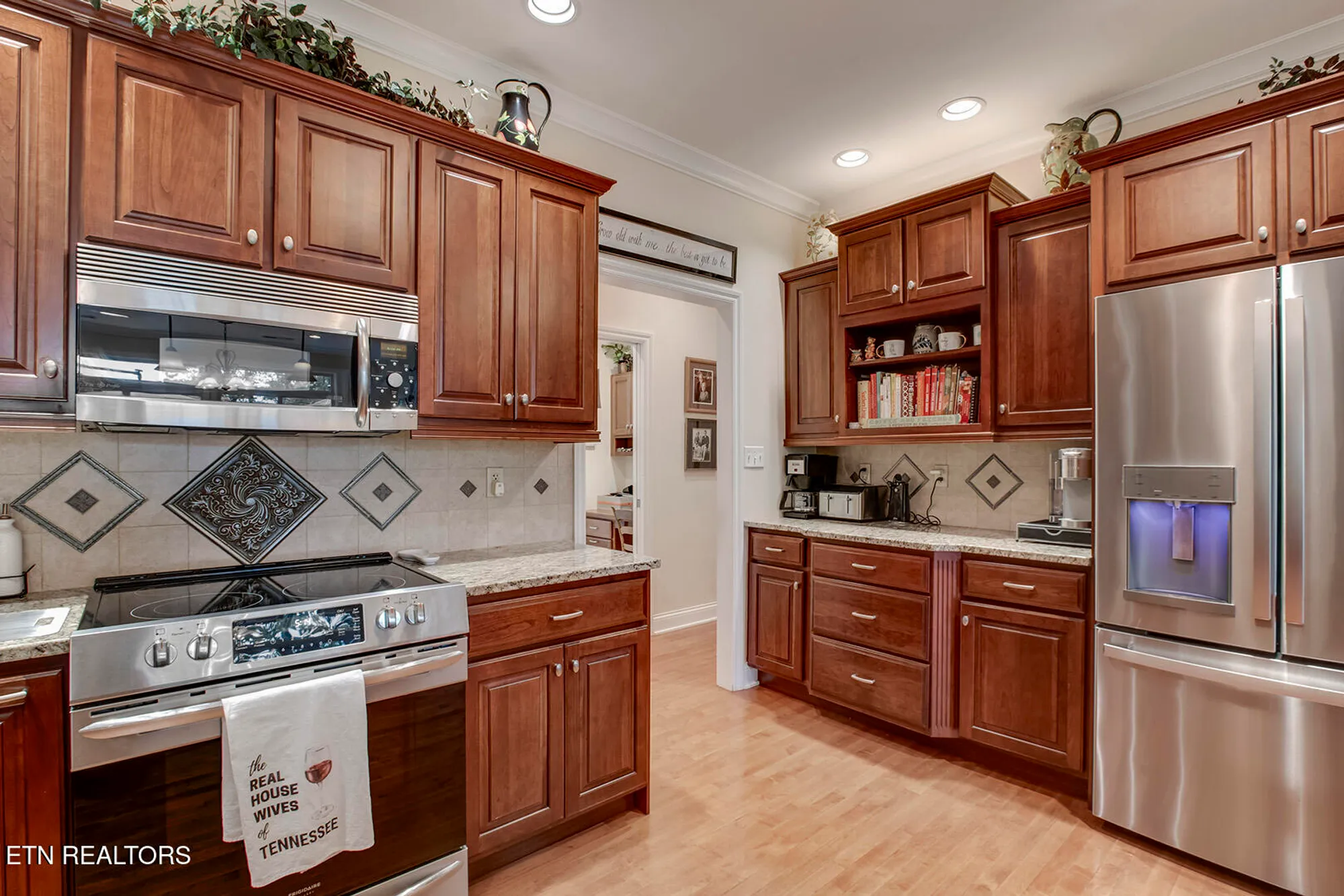 Property Slideshow image 27 of 58 | 223 oligi cir, Loudon, TN, 37774