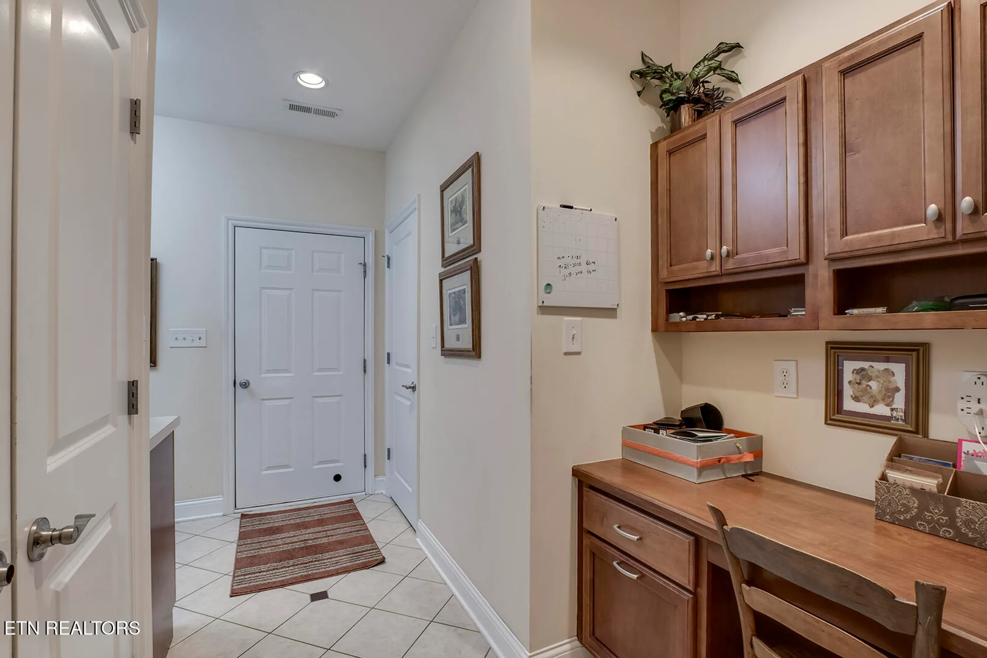 Property Slideshow image 37 of 58 | 223 oligi cir, Loudon, TN, 37774