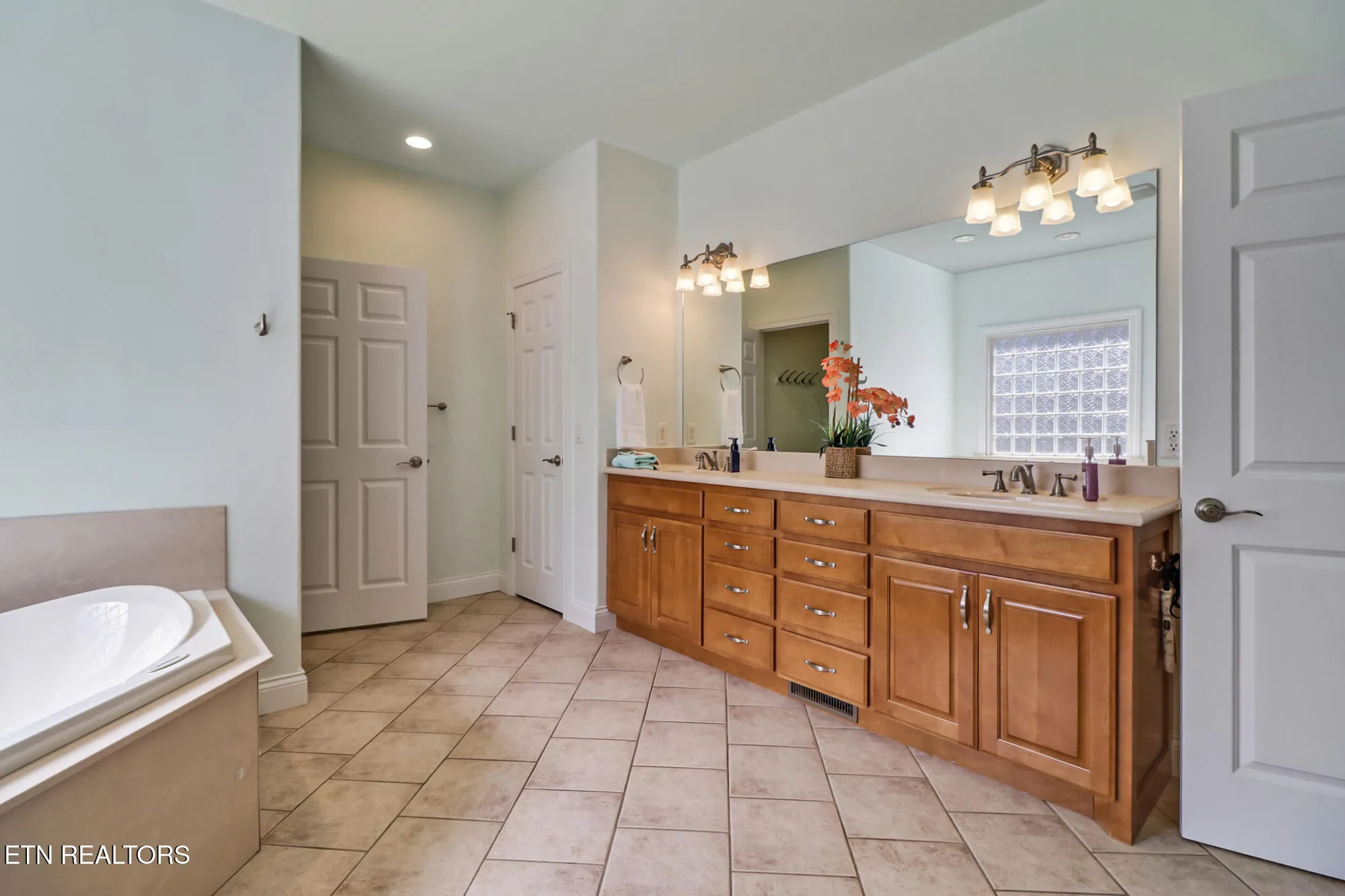 Property Slideshow image 42 of 58 | 57 inwood ter, Crossville, TN, 38558