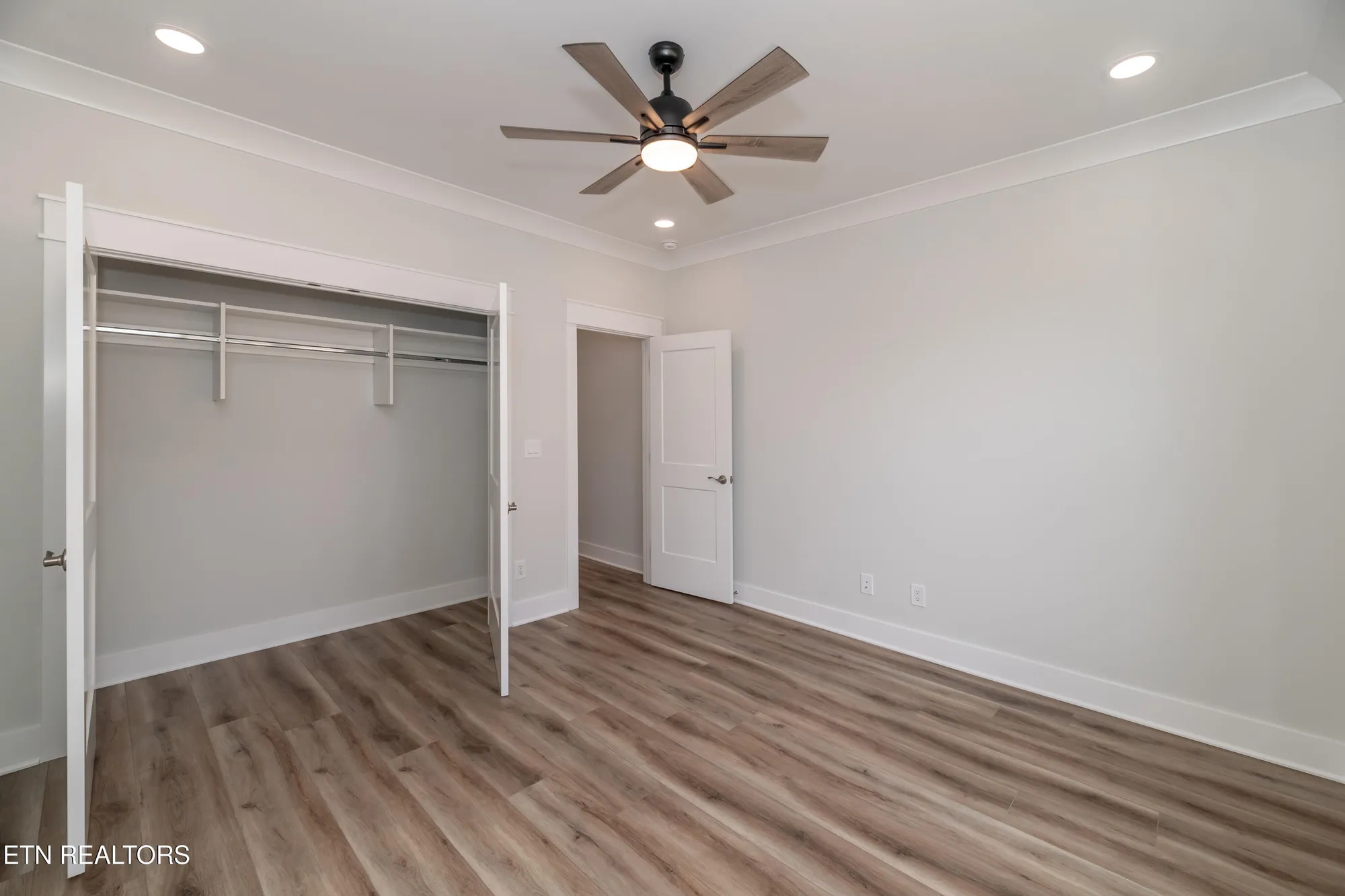 Property Slideshow image 39 of 53 | 147 kawga way, Loudon, TN, 37774