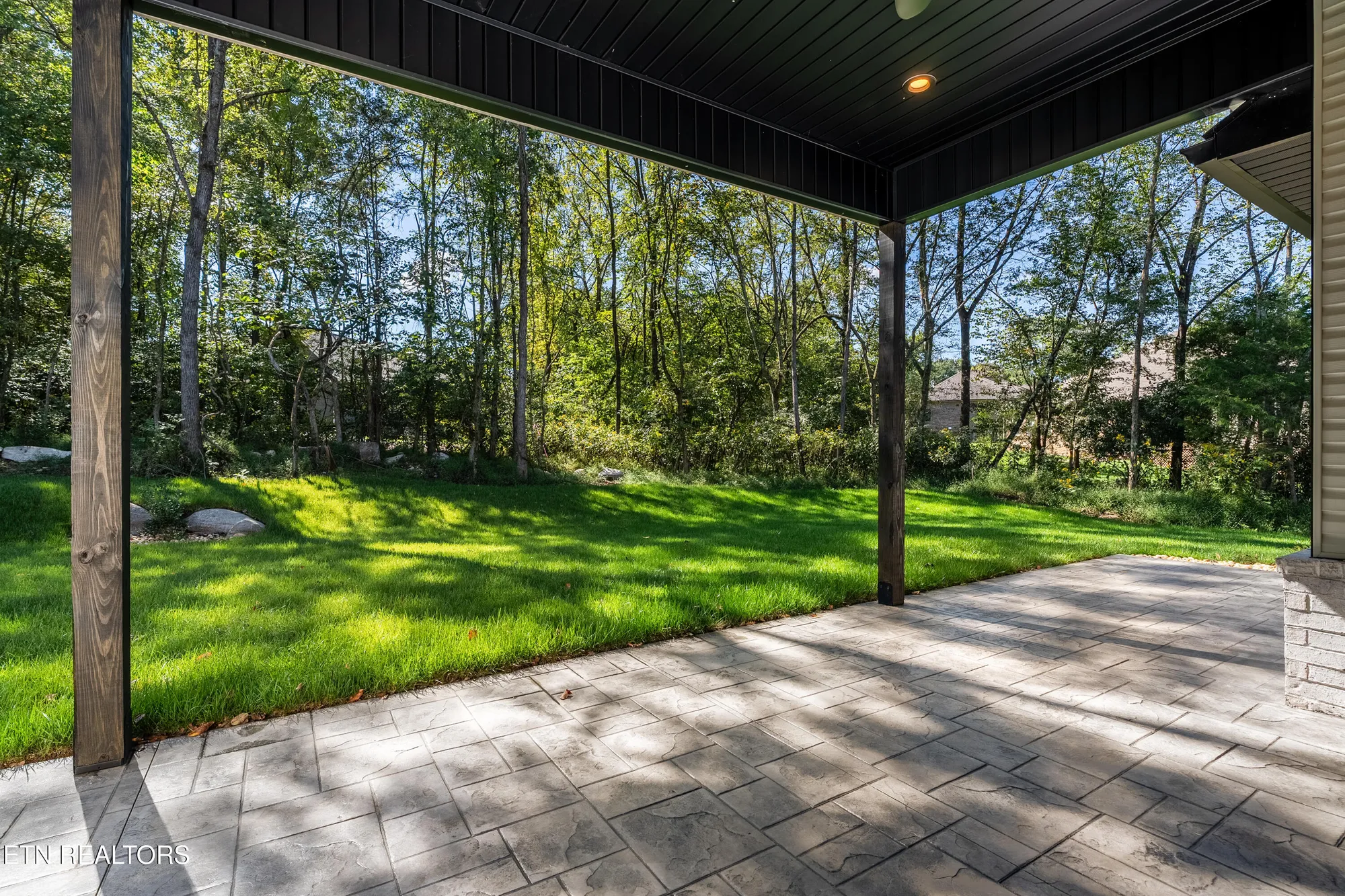 Property Slideshow image 37 of 45 | 117 inagehi way, Loudon, TN, 37774