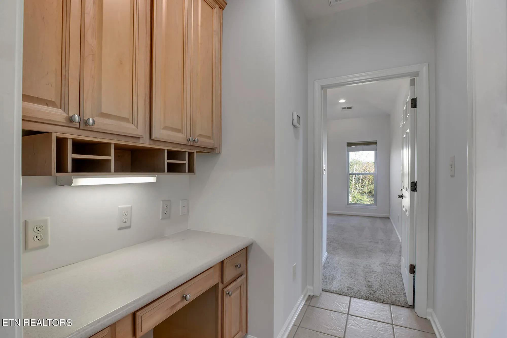 Property Slideshow image 12 of 37 | 143 chahyga way, Loudon, TN, 37774