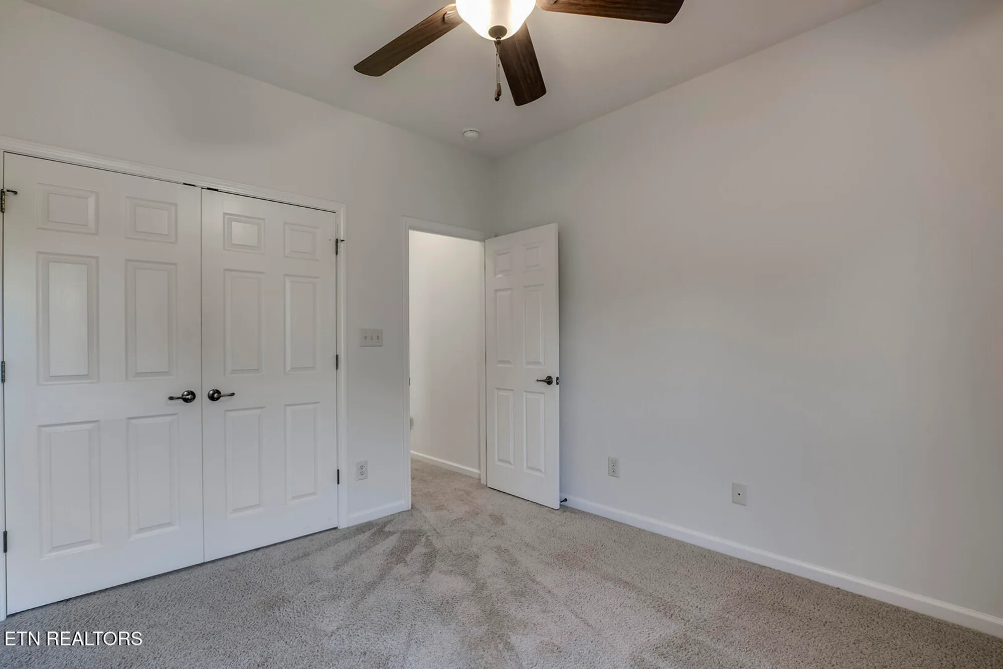 Property Slideshow image 19 of 37 | 143 chahyga way, Loudon, TN, 37774