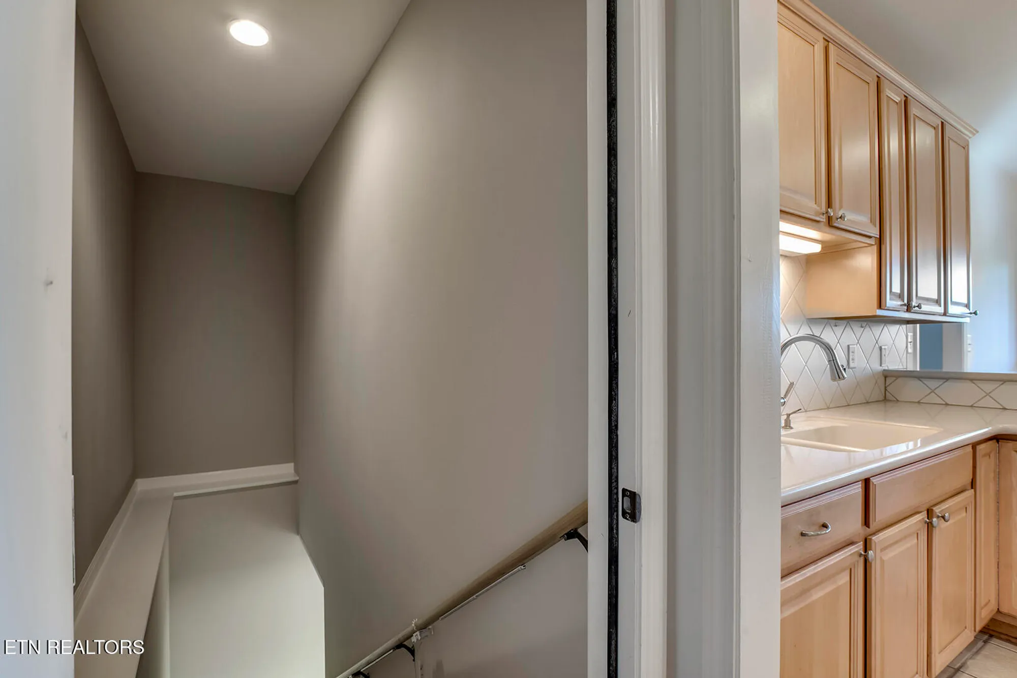 Property Slideshow image 20 of 37 | 143 chahyga way, Loudon, TN, 37774