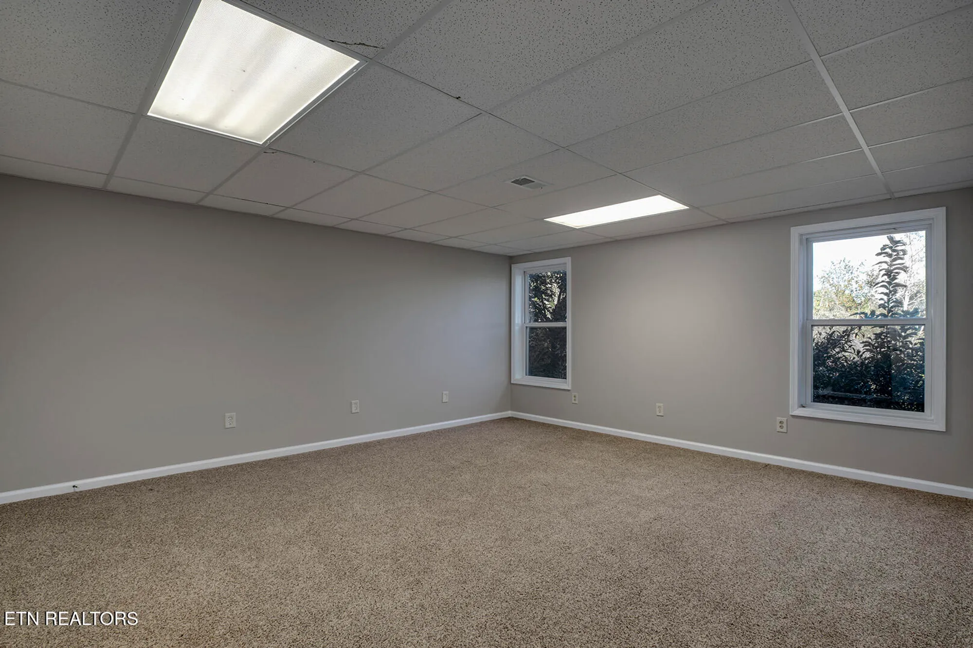 Property Slideshow image 24 of 37 | 143 chahyga way, Loudon, TN, 37774