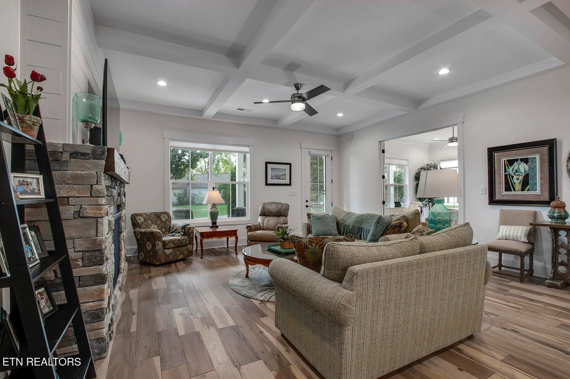 Property Slideshow image 12 of 59 | 202 choowa trce, Loudon, TN, 37774