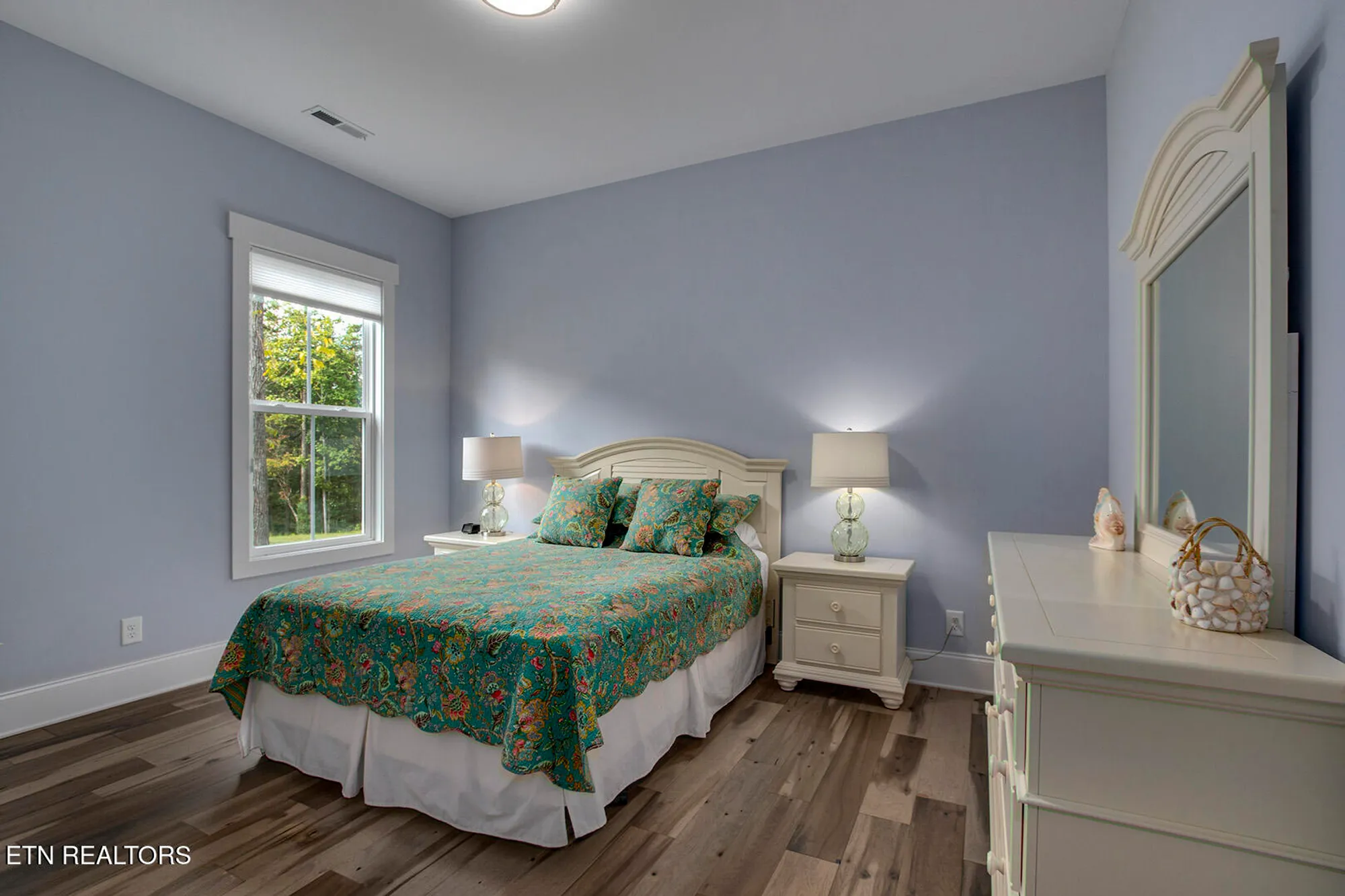 Property Slideshow image 27 of 59 | 202 choowa trce, Loudon, TN, 37774