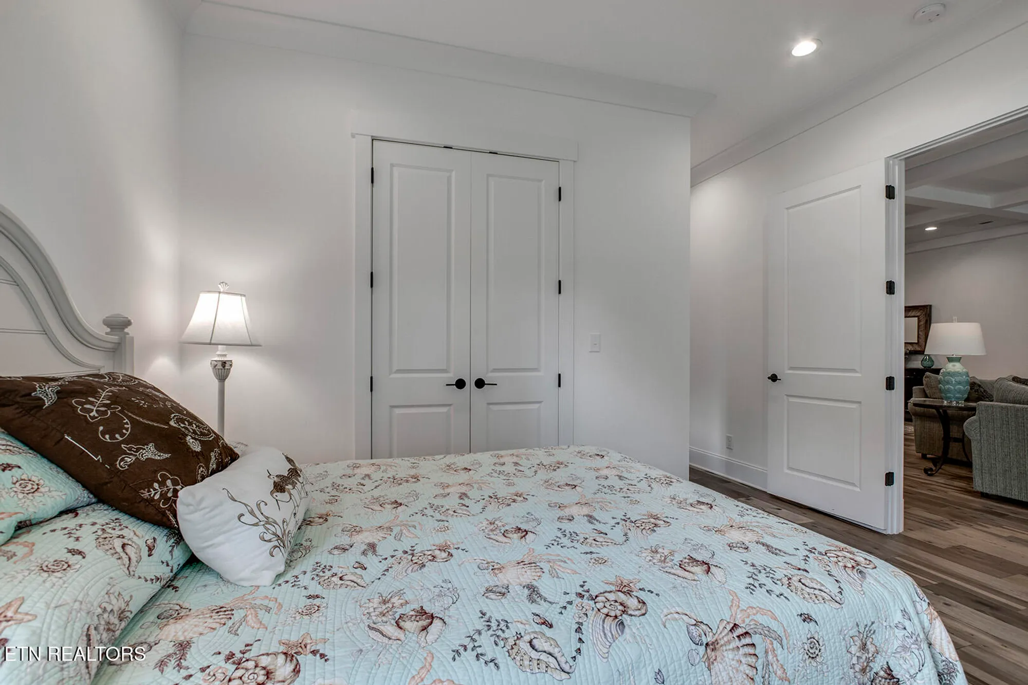 Property Slideshow image 31 of 59 | 202 choowa trce, Loudon, TN, 37774