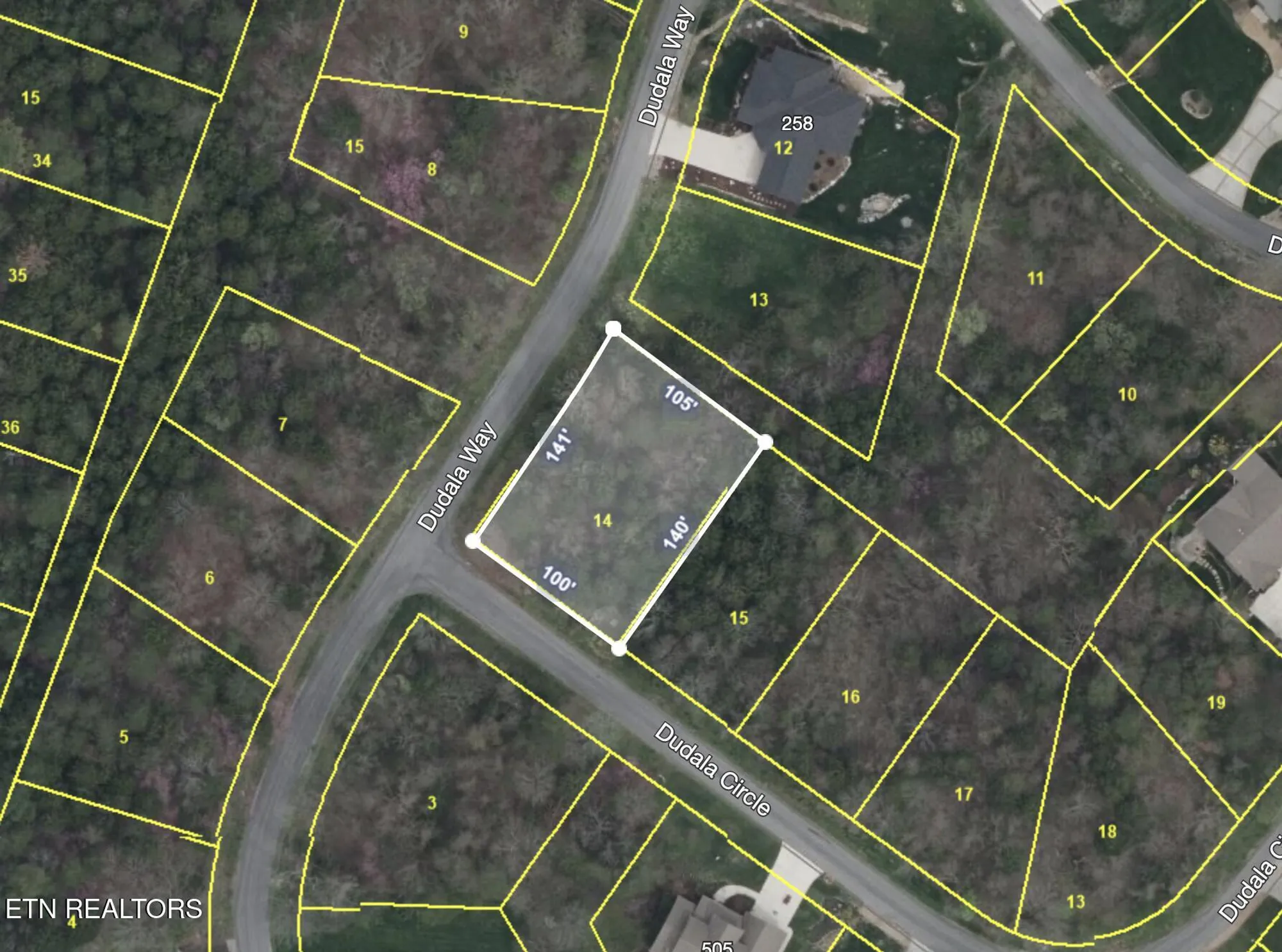 Property Slideshow image 9 of 10 | 500 dudala cir, Loudon, TN, 37774