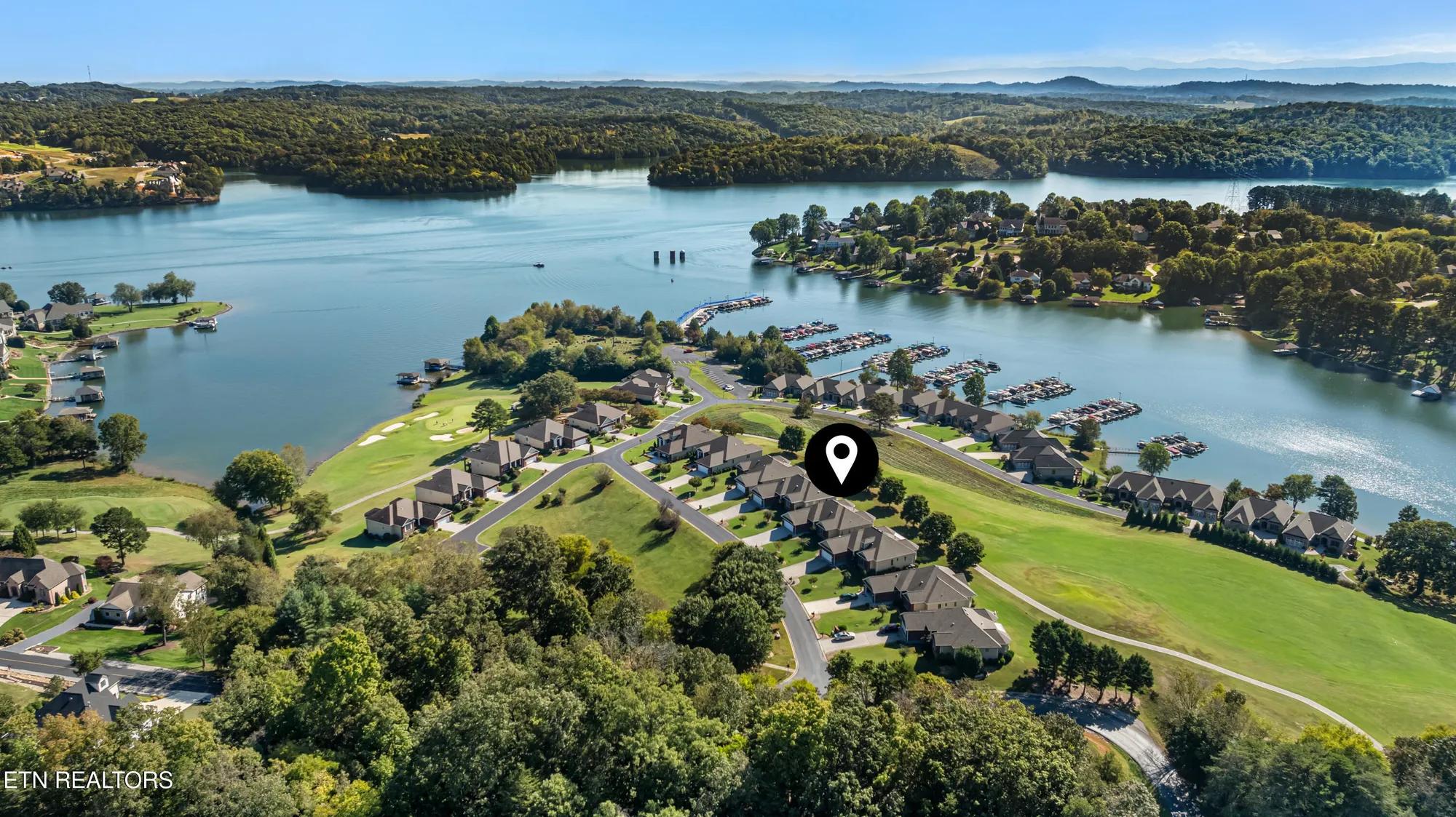 Property Slideshow image 2 of 39 | 106 canaly ln, Loudon, TN, 37774