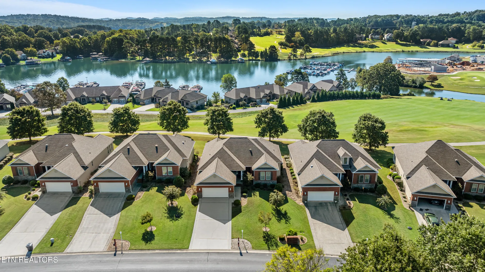 Property Slideshow image 1 of 39 | 106 canaly ln, Loudon, TN, 37774