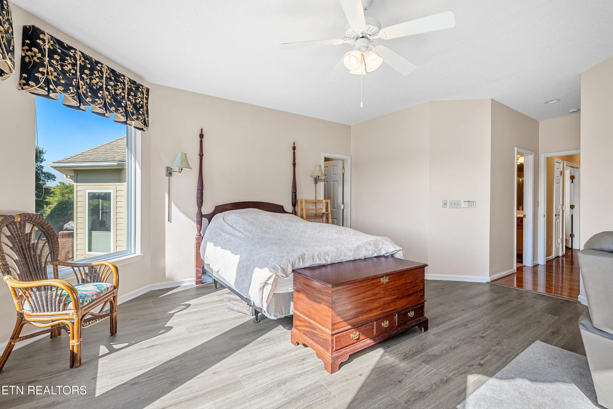 Property Slideshow image 31 of 39 | 106 canaly ln, Loudon, TN, 37774