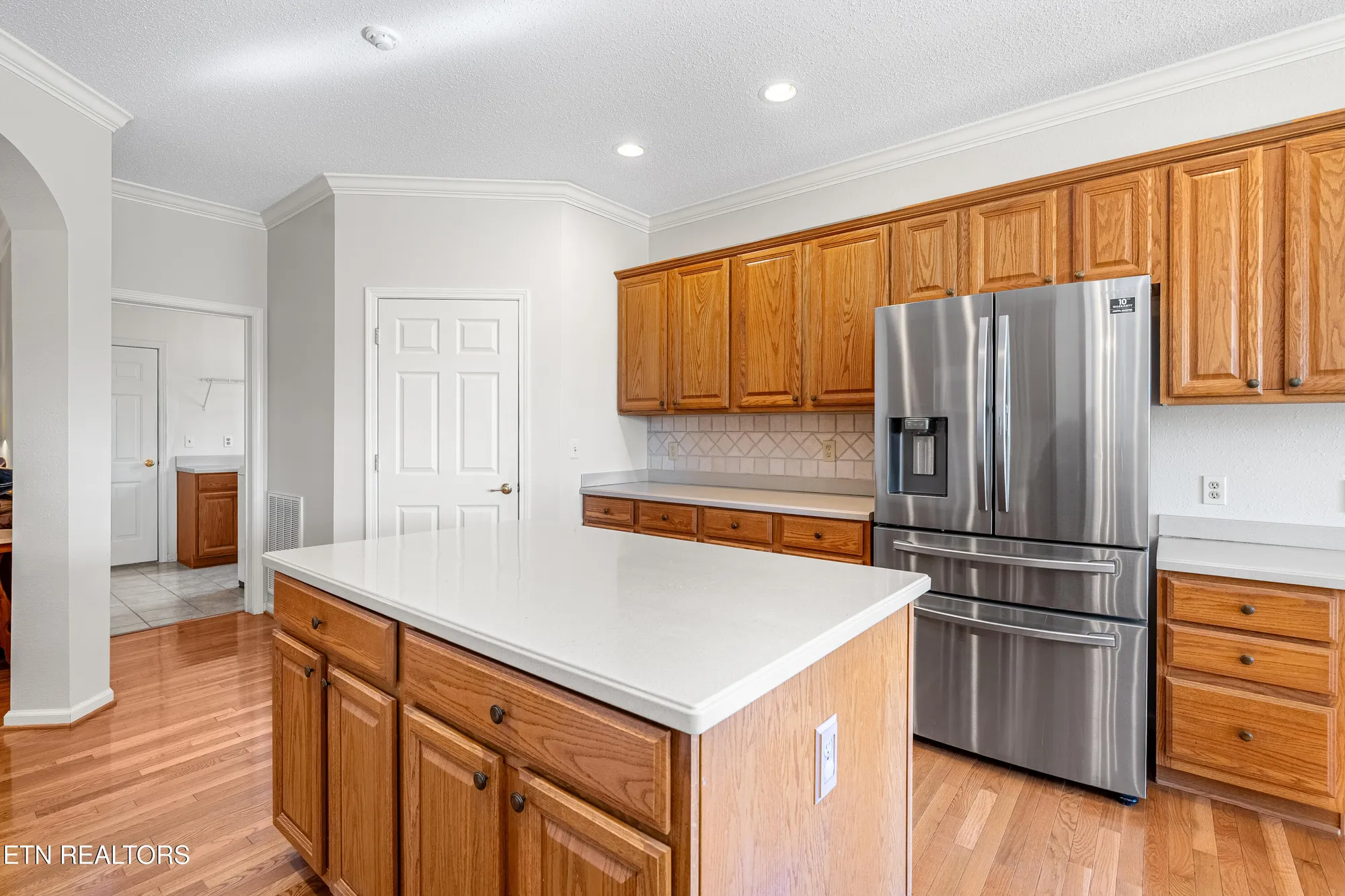 Property Slideshow image 23 of 39 | 106 canaly ln, Loudon, TN, 37774