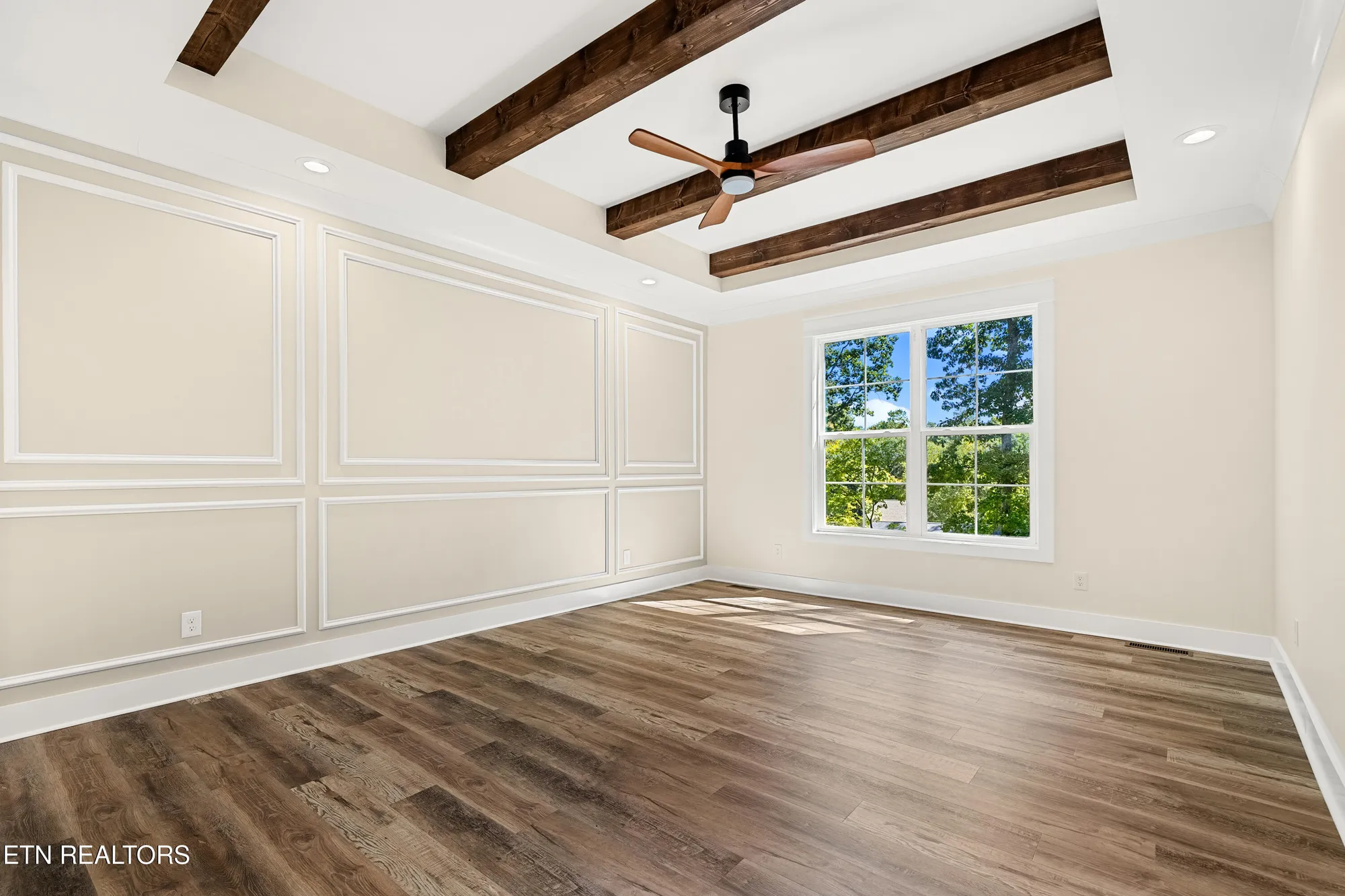 Property Slideshow image 20 of 39 | 207 inata trce, Loudon, TN, 37774