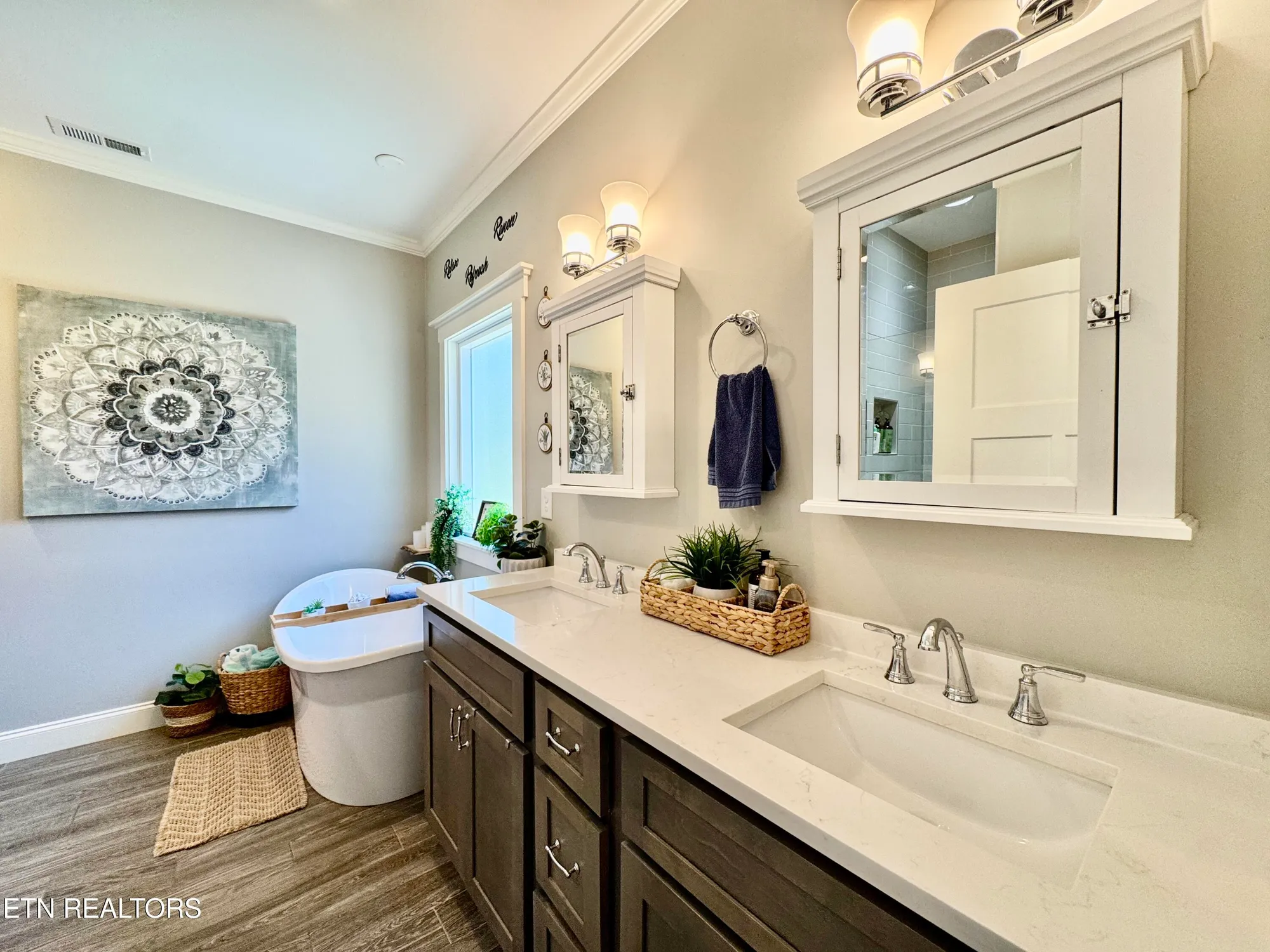 Property Slideshow image 36 of 52 | 170 elokwa way, Loudon, TN, 37774