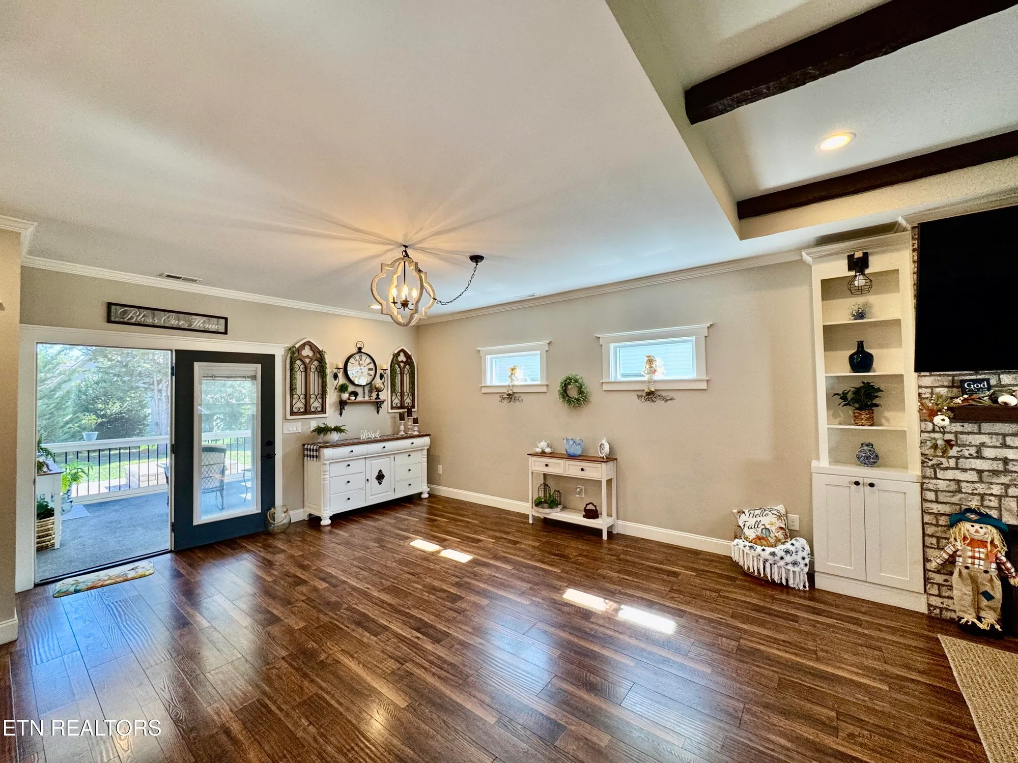 Property Slideshow image 21 of 52 | 170 elokwa way, Loudon, TN, 37774