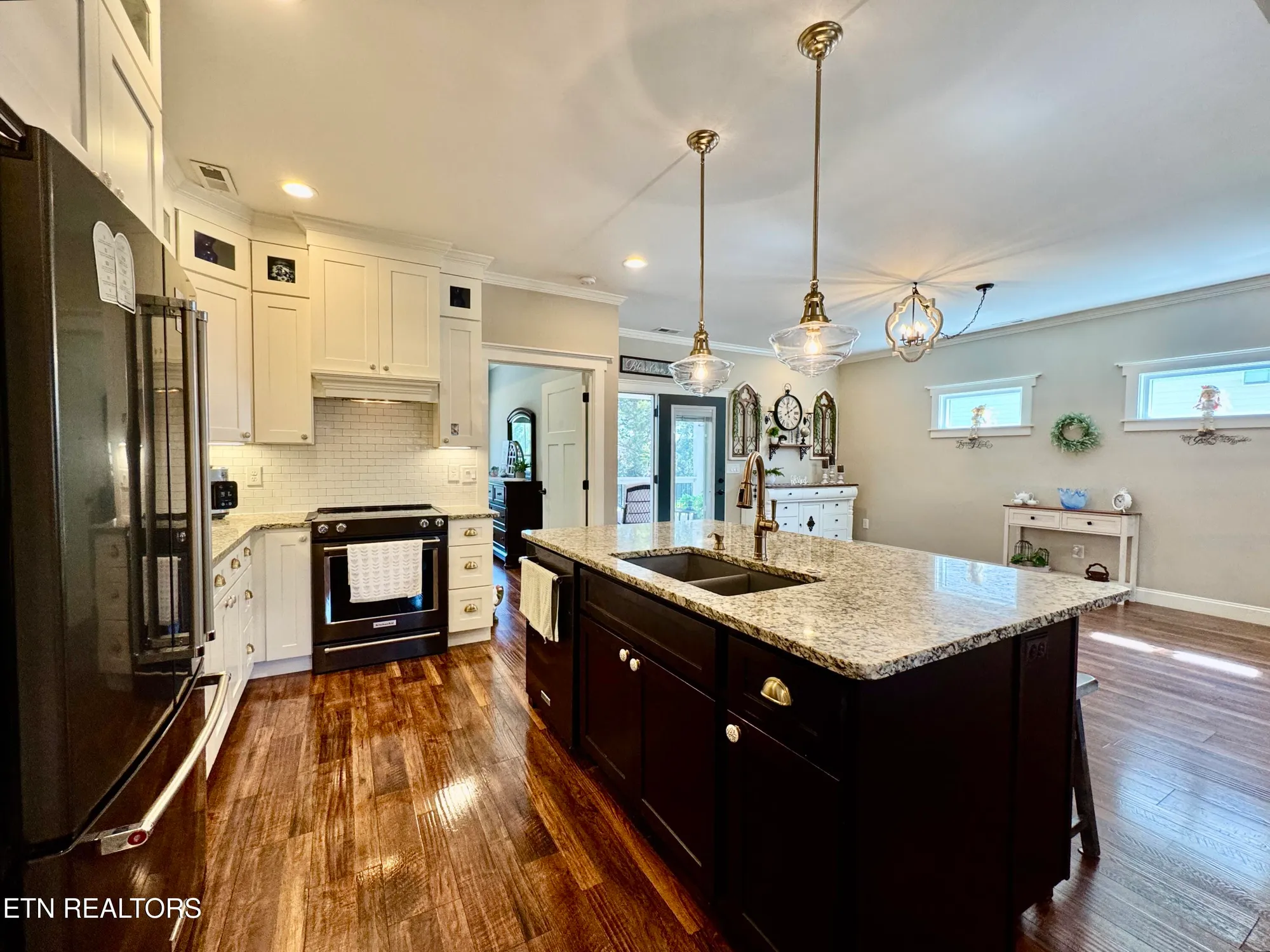 Property Slideshow image 25 of 52 | 170 elokwa way, Loudon, TN, 37774