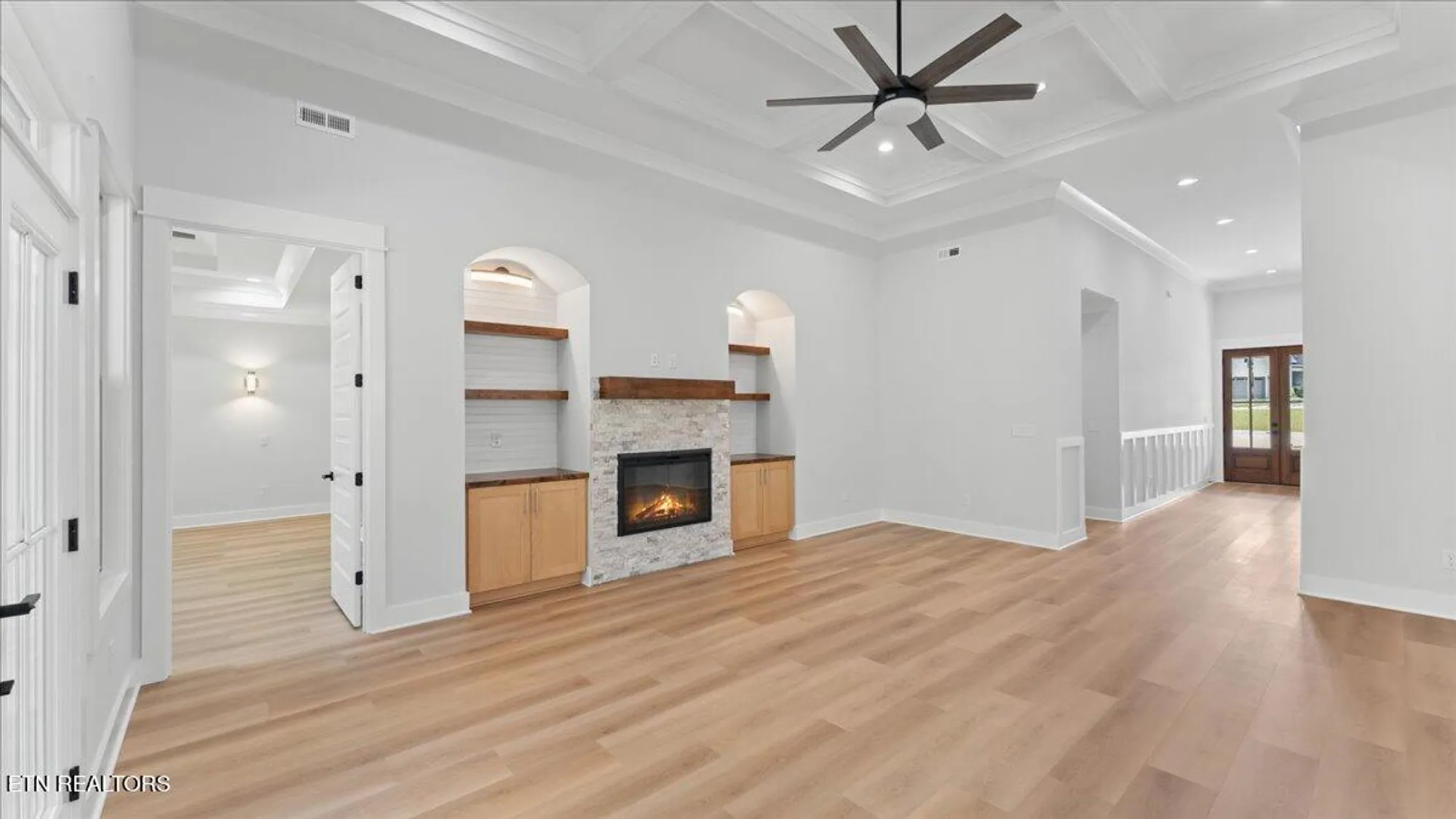 Property Slideshow image 7 of 49 | 131 utsesti ln, Loudon, TN, 37774