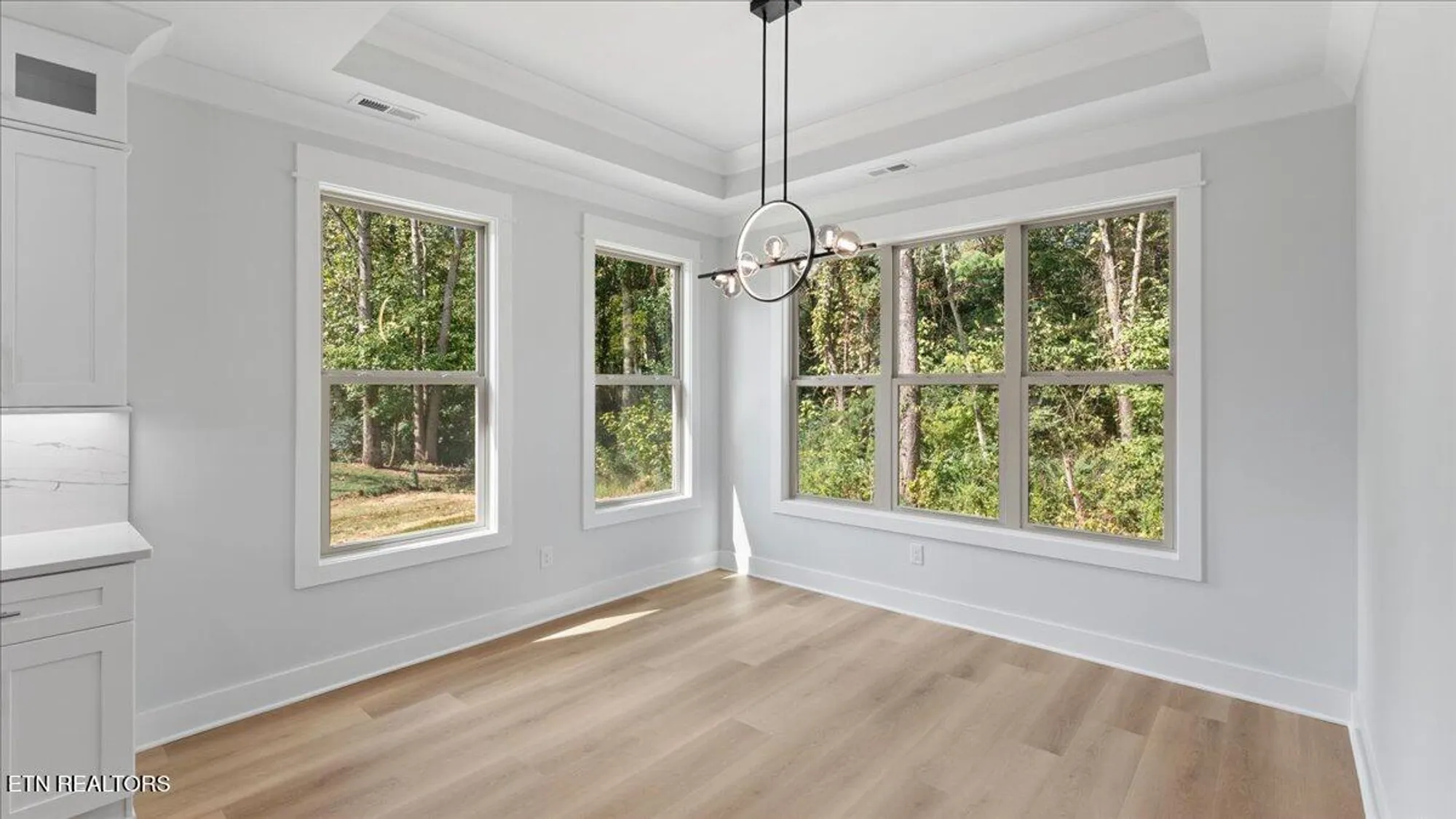 Property Slideshow image 19 of 49 | 131 utsesti ln, Loudon, TN, 37774