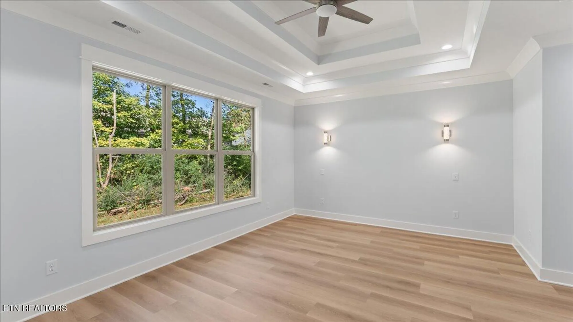 Property Slideshow image 26 of 49 | 131 utsesti ln, Loudon, TN, 37774