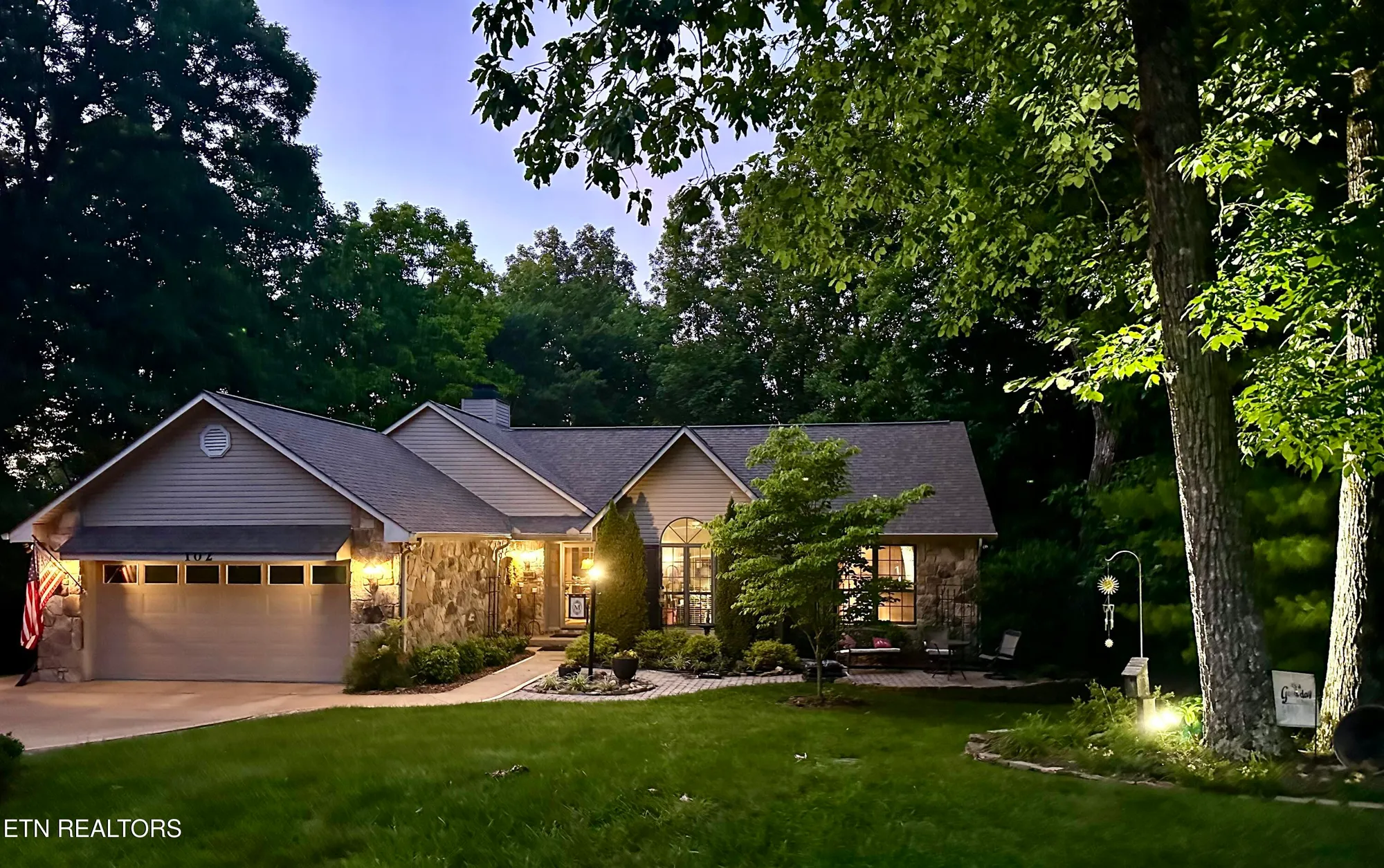 Property Slideshow image 26 of 33 | 102 bromley ln, Crossville, TN, 38558