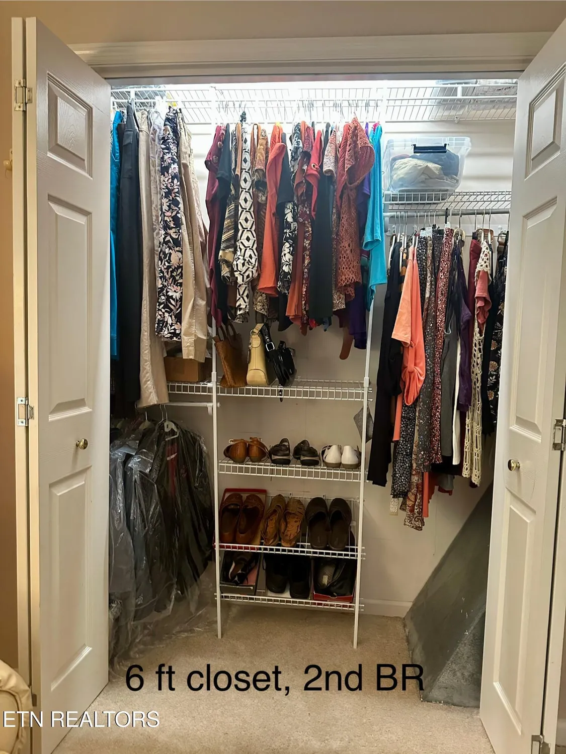 Property Slideshow image 17 of 33 | 102 bromley ln, Crossville, TN, 38558