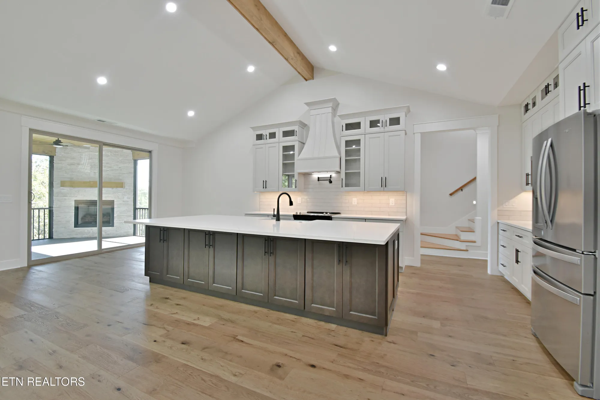 Property Slideshow image 15 of 49 | 207 walosi ln, Loudon, TN, 37774