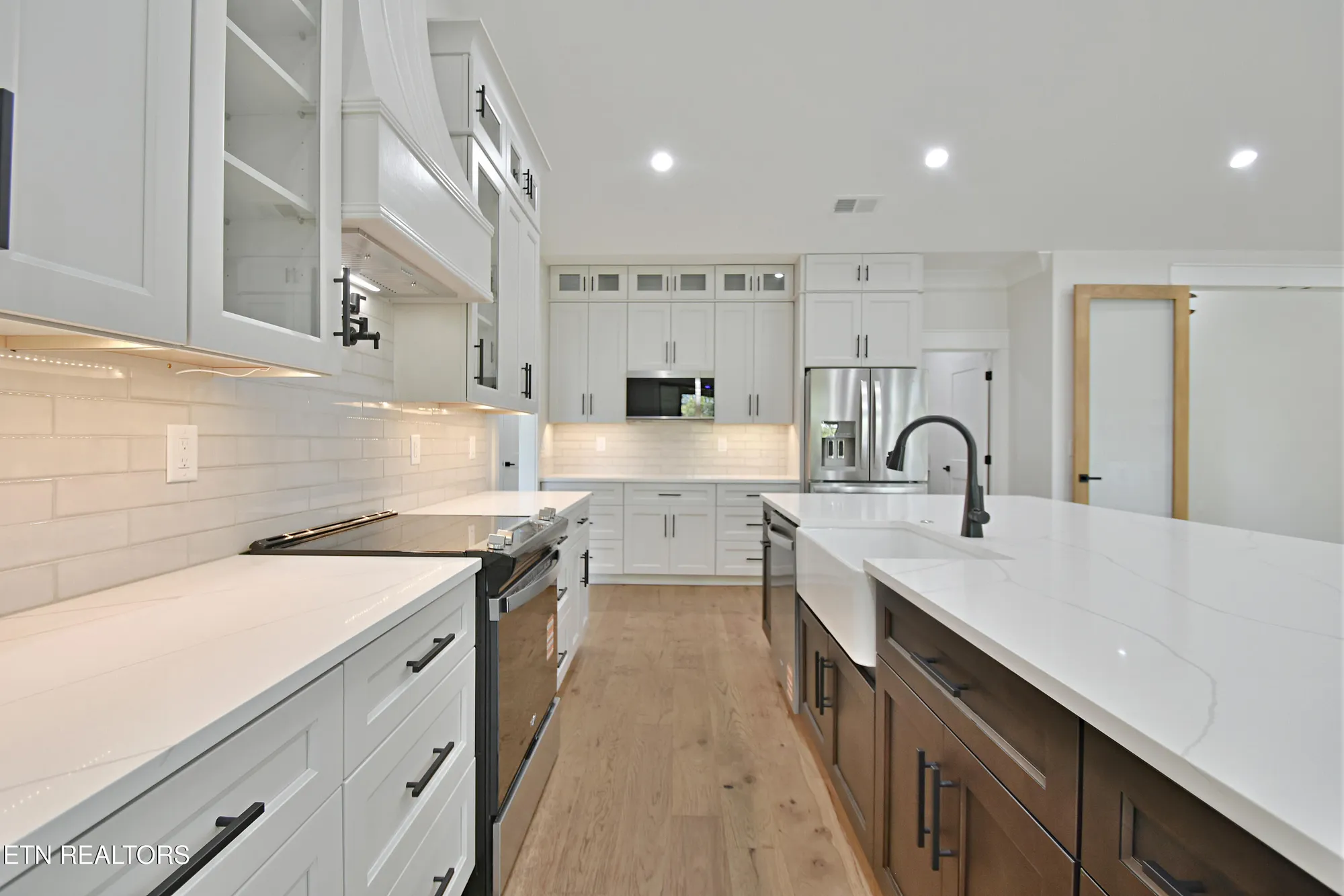 Property Slideshow image 18 of 49 | 207 walosi ln, Loudon, TN, 37774