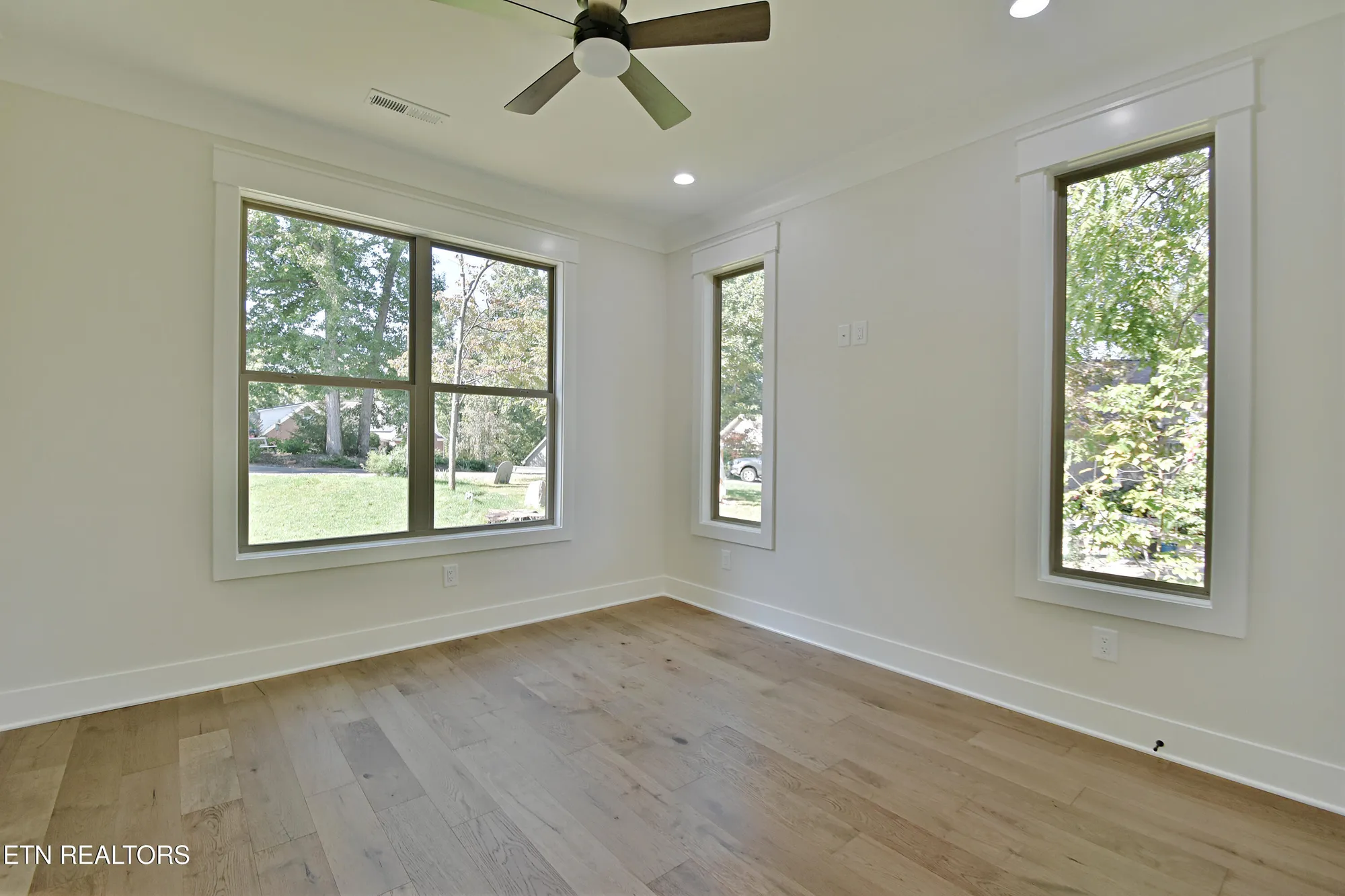 Property Slideshow image 34 of 49 | 207 walosi ln, Loudon, TN, 37774