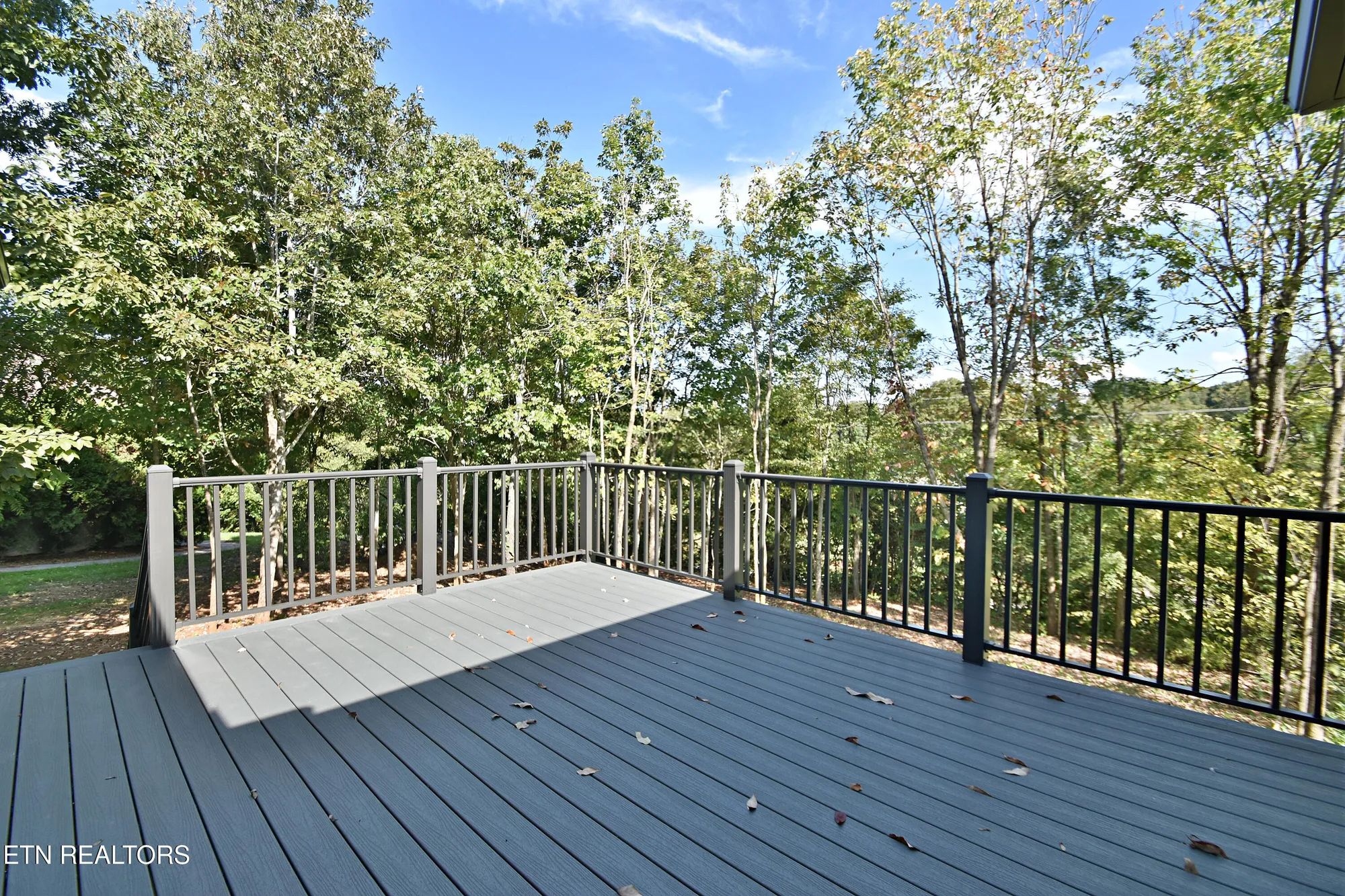 Property Slideshow image 44 of 49 | 207 walosi ln, Loudon, TN, 37774