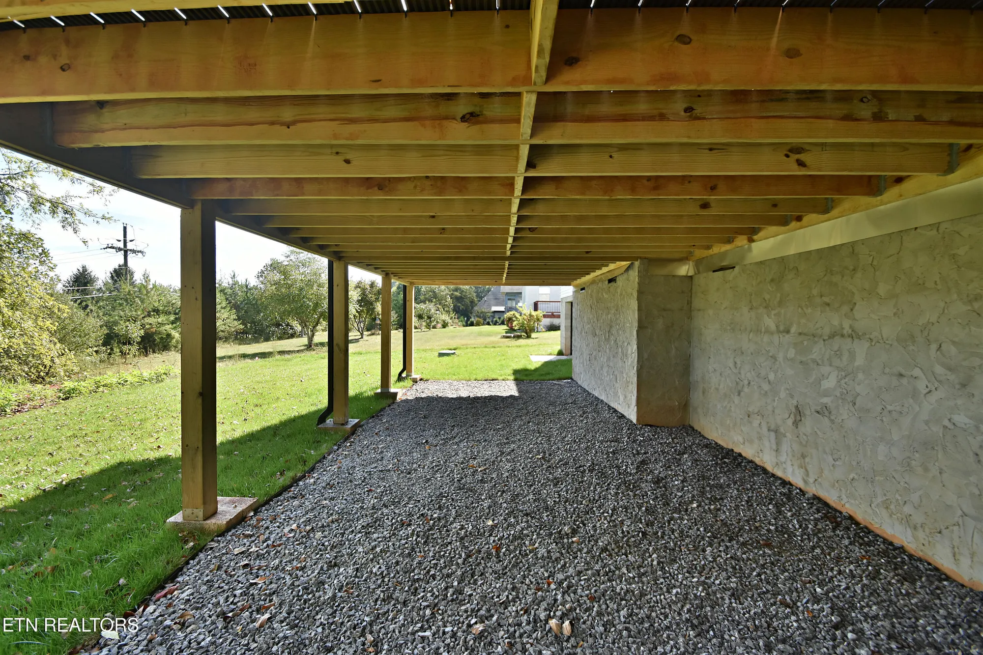 Property Slideshow image 46 of 49 | 207 walosi ln, Loudon, TN, 37774