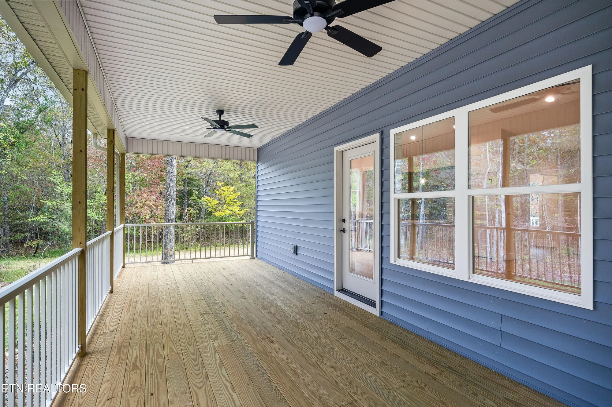 Property Slideshow image 32 of 37 | 160 hawes cir, Crossville, TN, 38558