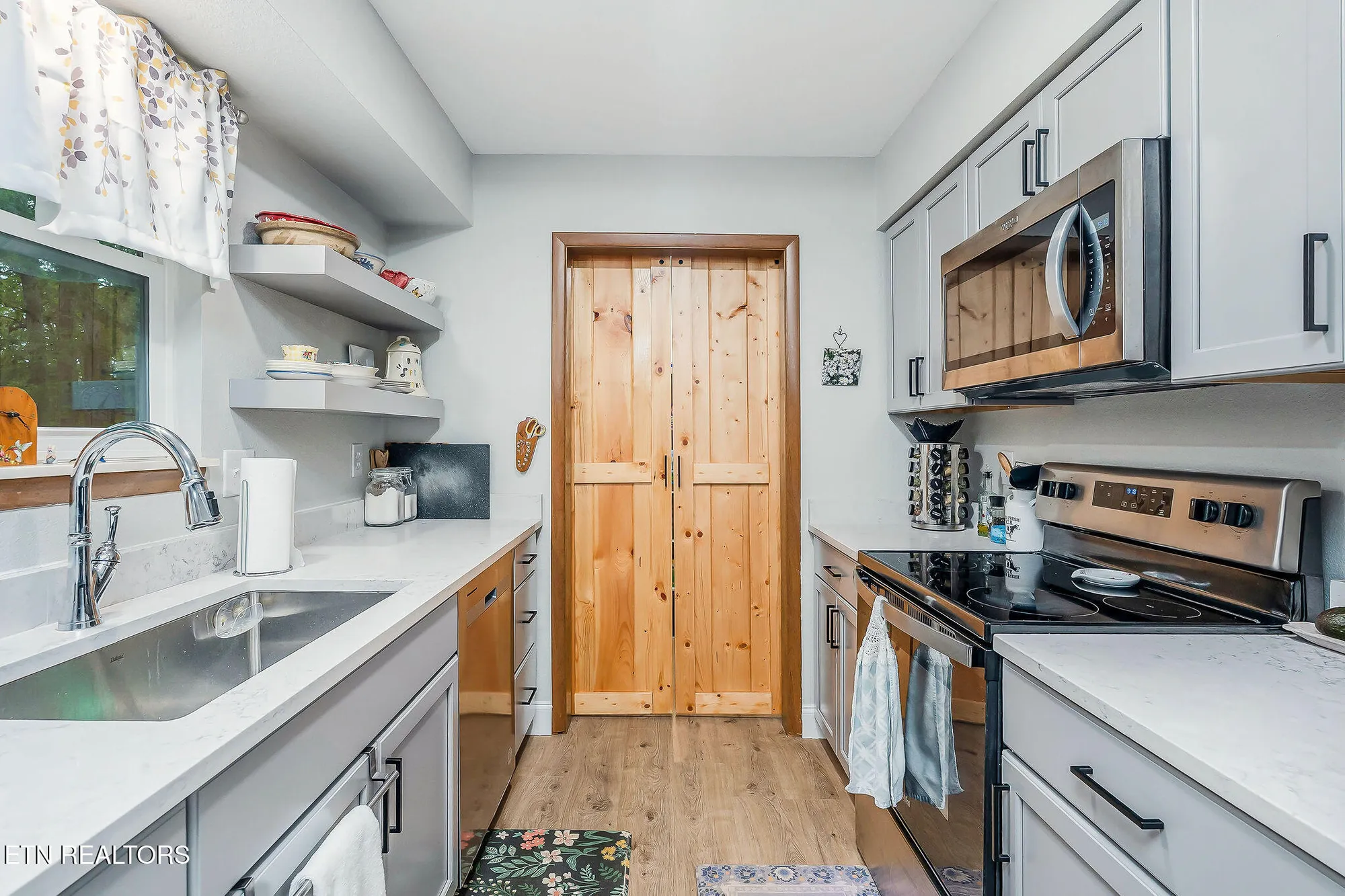 Property Slideshow image 15 of 41 | 155 lakeshire dr, Crossville, TN, 38558