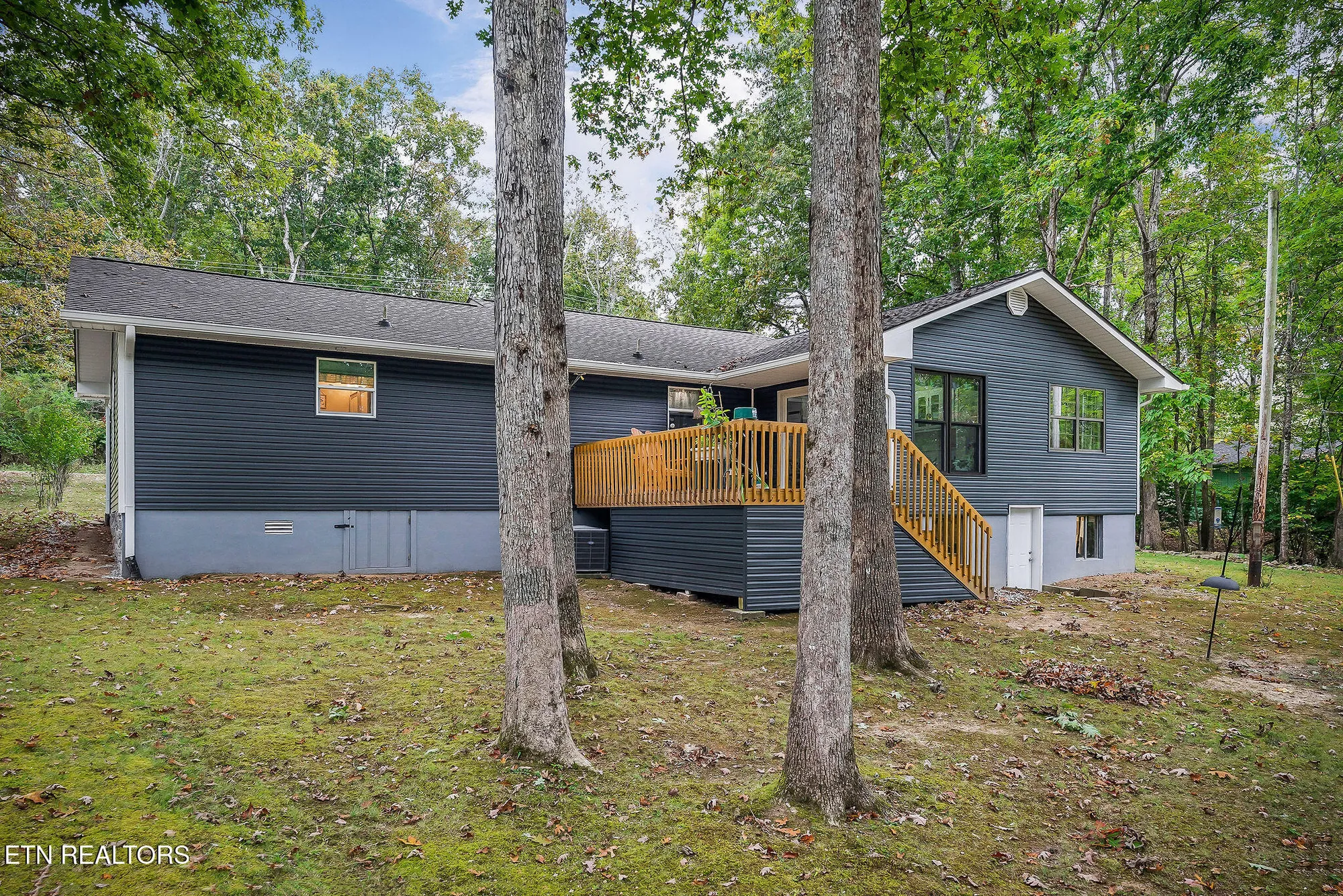 Property Slideshow image 30 of 41 | 155 lakeshire dr, Crossville, TN, 38558