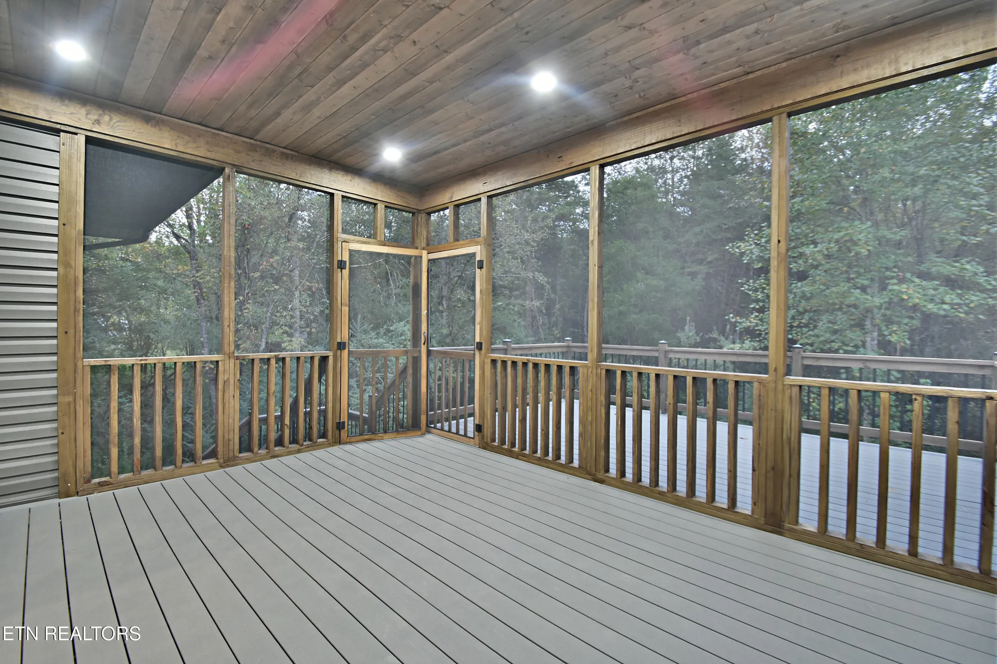 Property Slideshow image 37 of 40 | 112 amohi way, Loudon, TN, 37774