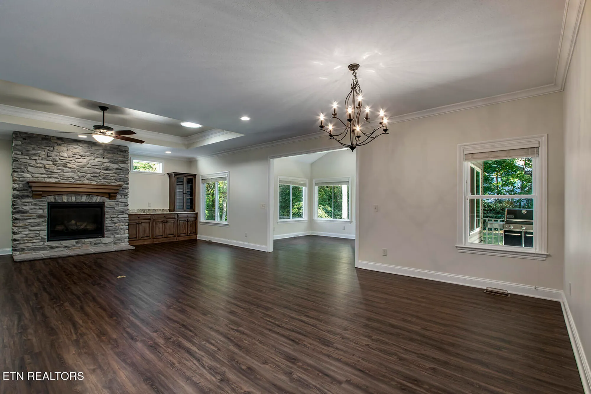 Property Slideshow image 14 of 48 | 184 saloli way, Loudon, TN, 37774