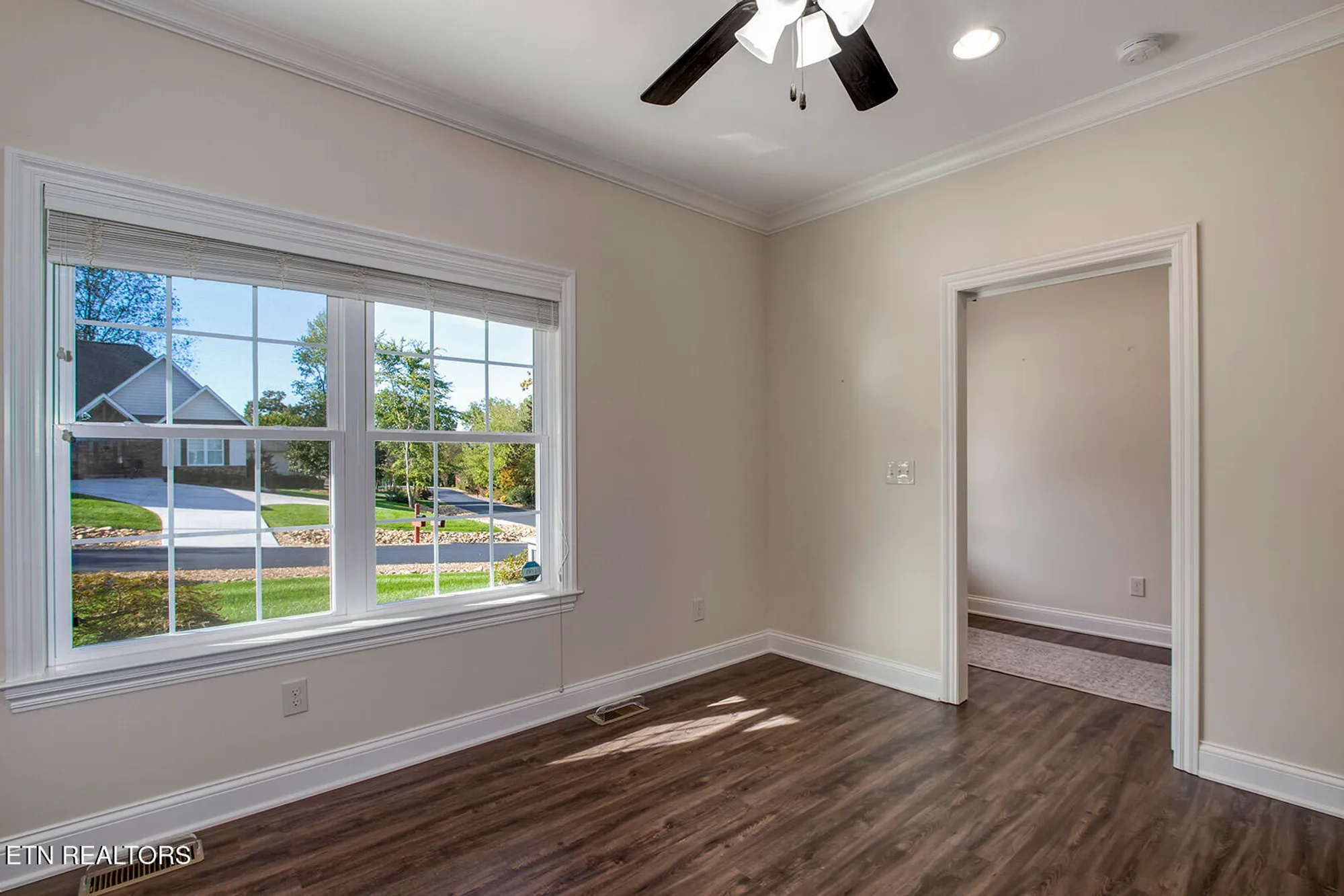 Property Slideshow image 25 of 48 | 184 saloli way, Loudon, TN, 37774