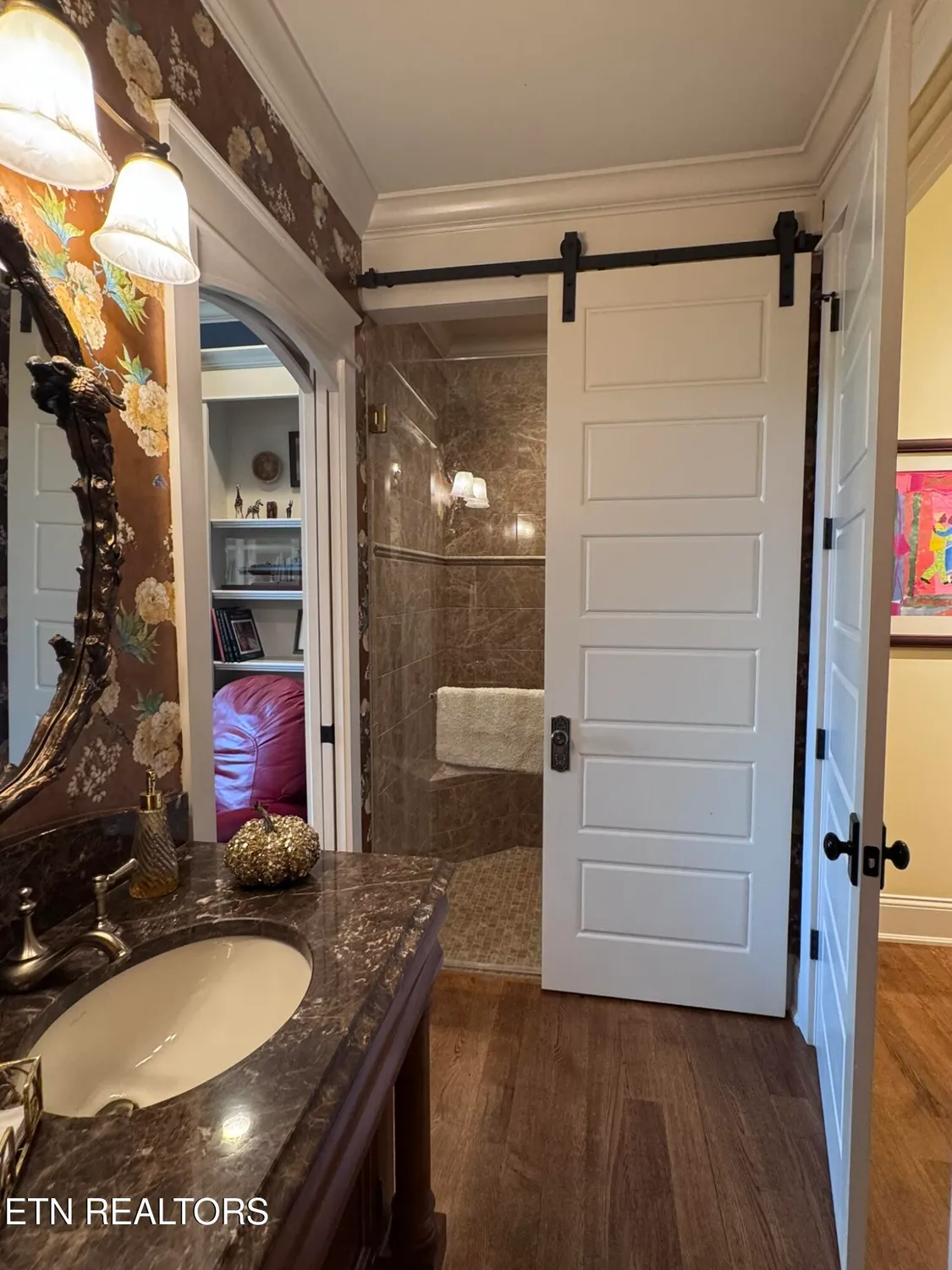 Property Slideshow image 14 of 60 | 201 coyatee cv, Loudon, TN, 37774