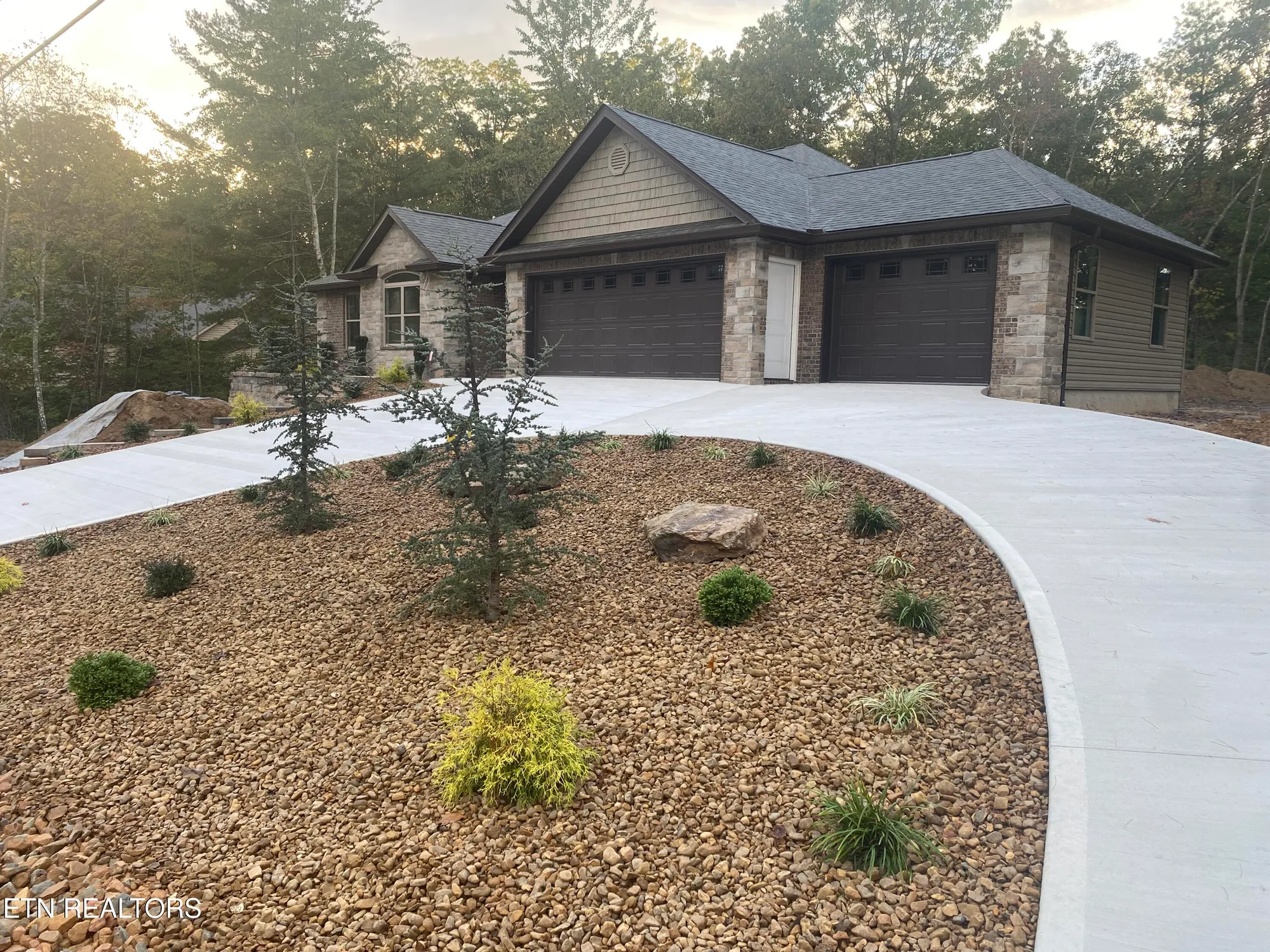 Property Slideshow image 31 of 31 | 140 windsor rd, Crossville, TN, 38558