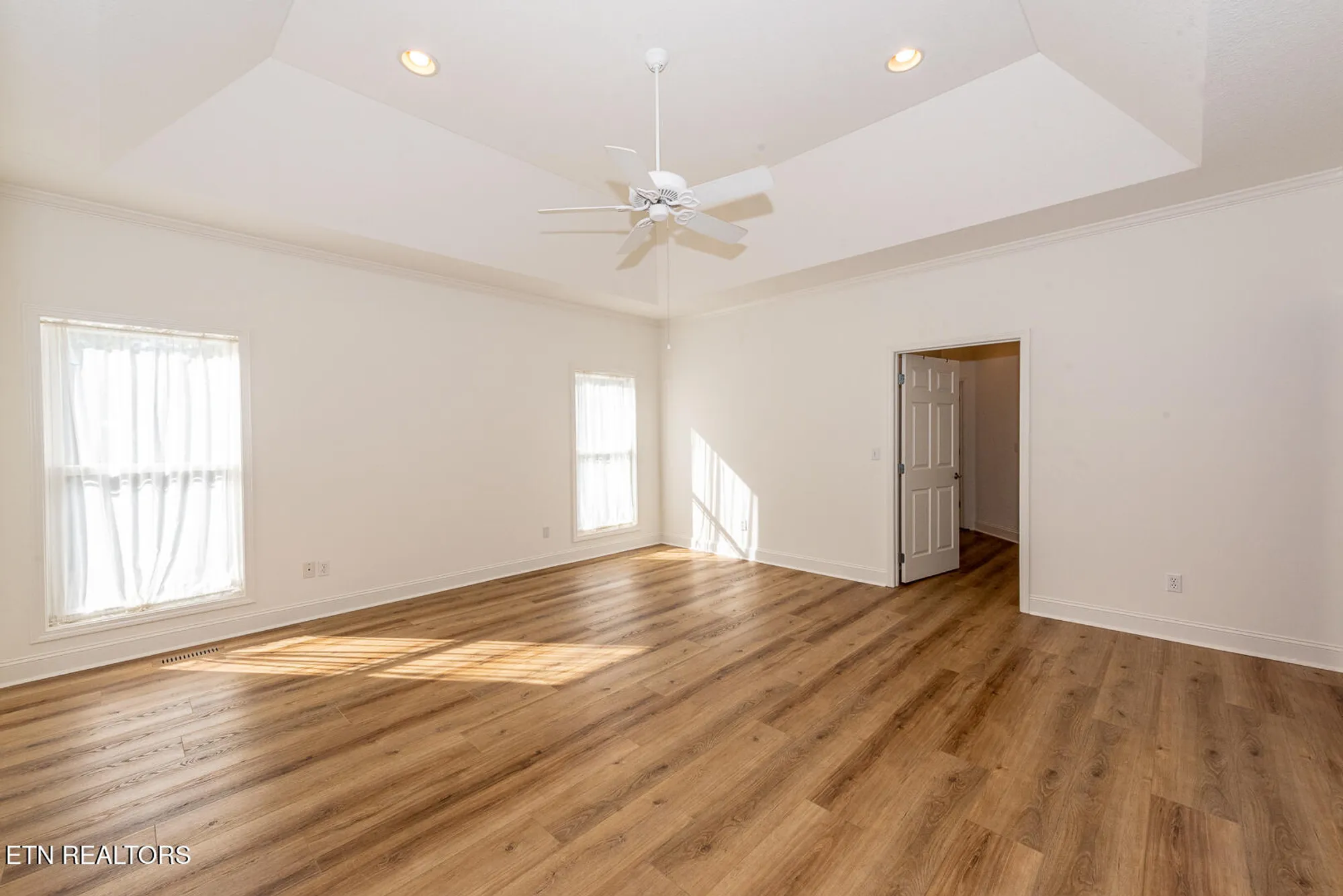 Property Slideshow image 19 of 49 | 210 oologila pl, Loudon, TN, 37774