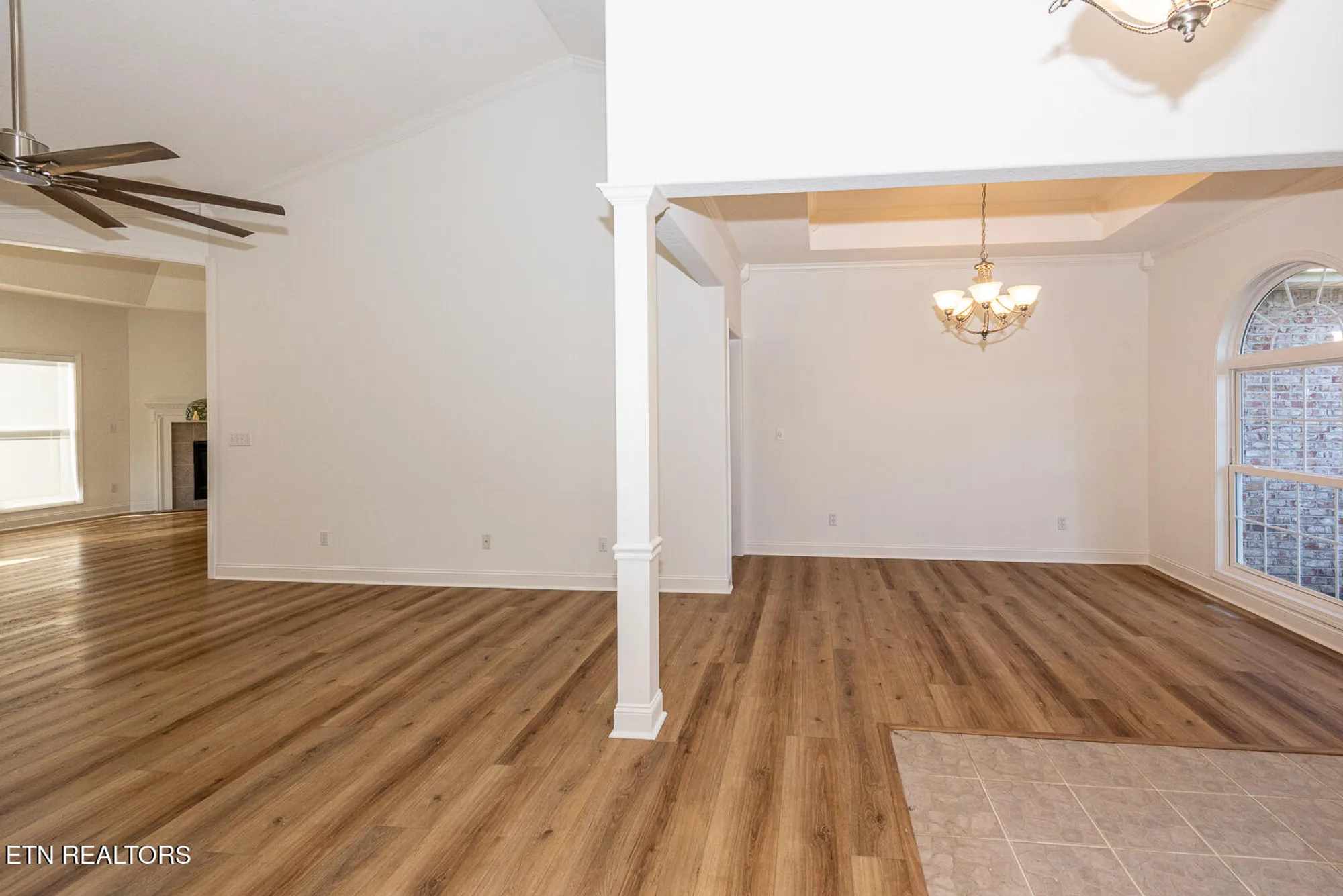 Property Slideshow image 5 of 49 | 210 oologila pl, Loudon, TN, 37774